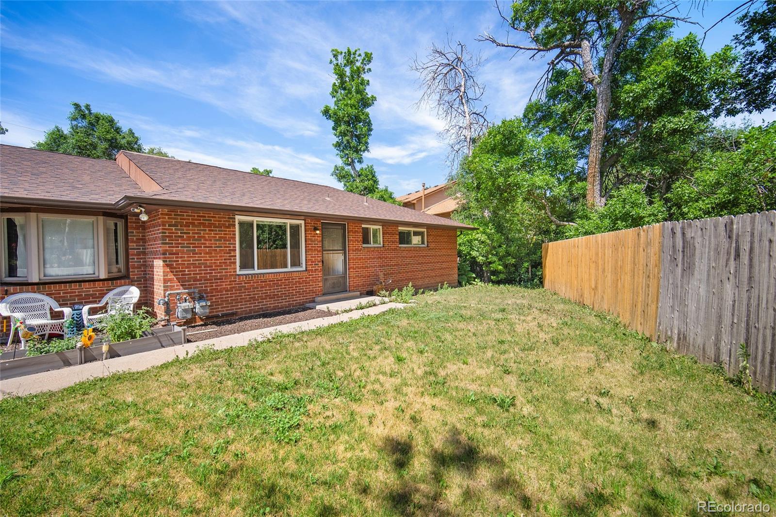 124 W Cheyenne Rd, Colorado Springs, CO 80906