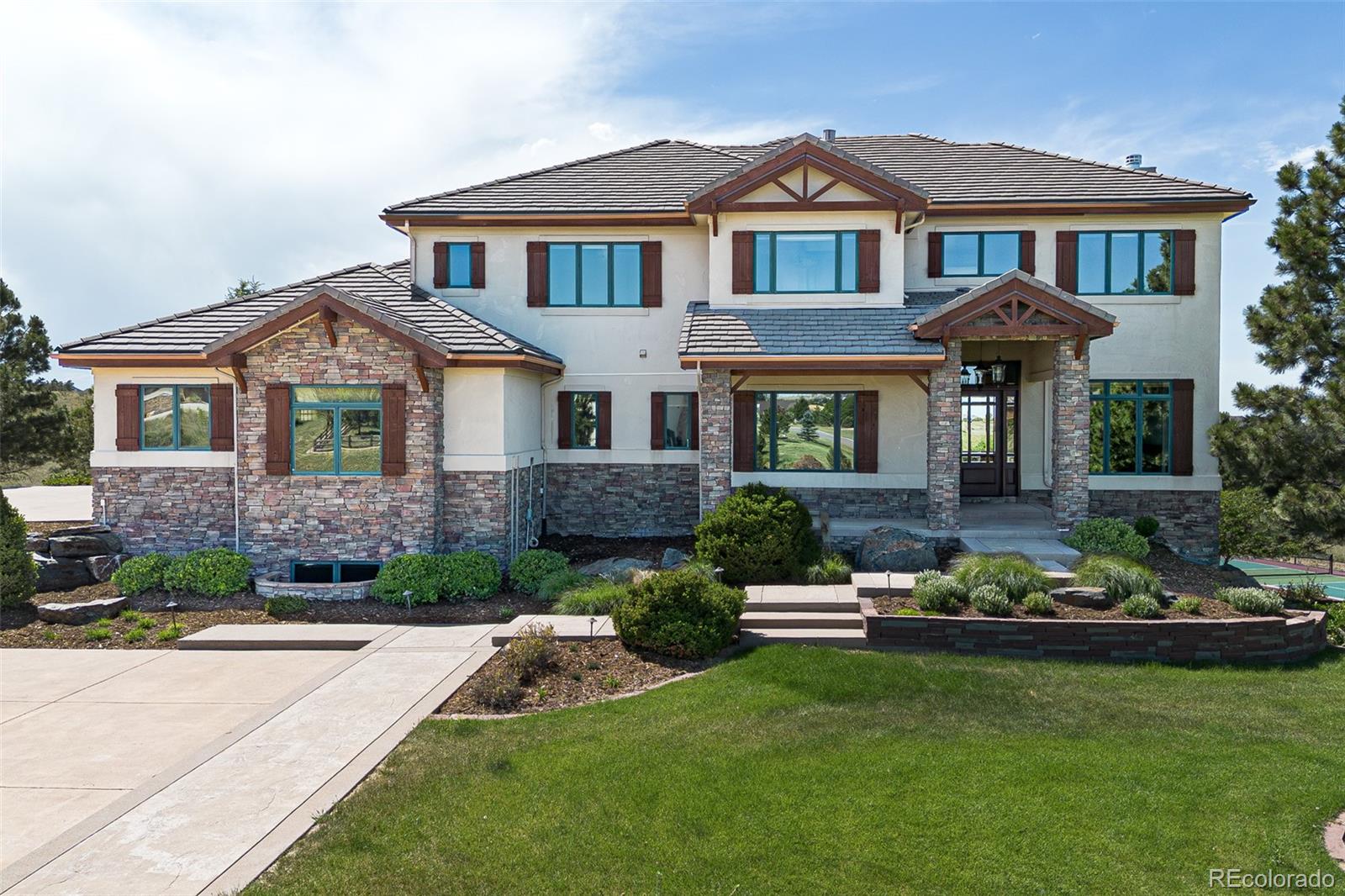 9677 Sara Gulch Cir, Parker, CO 80138