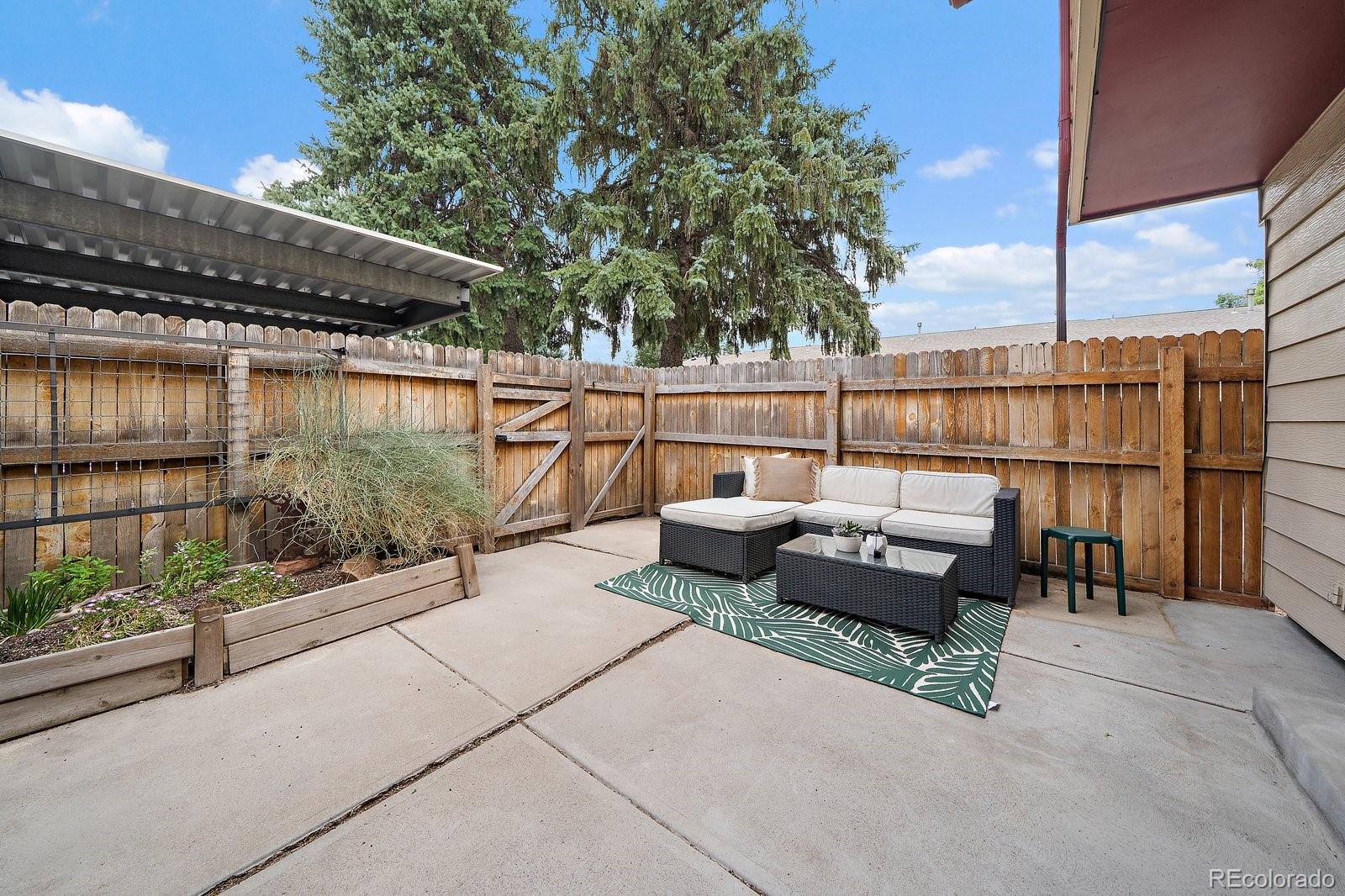 473 S Balsam St, Lakewood, CO 80226