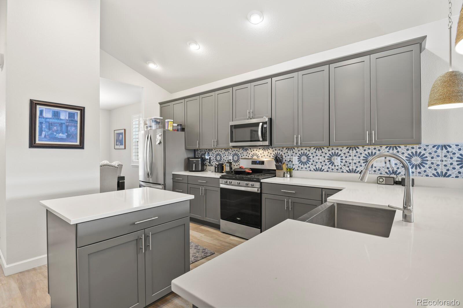 2238 Dawkins Dr, Castle Rock, CO 80104