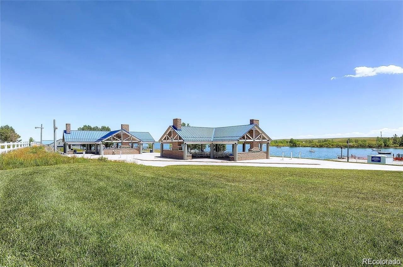 23588 E Ida Dr #B, Aurora, CO 80016