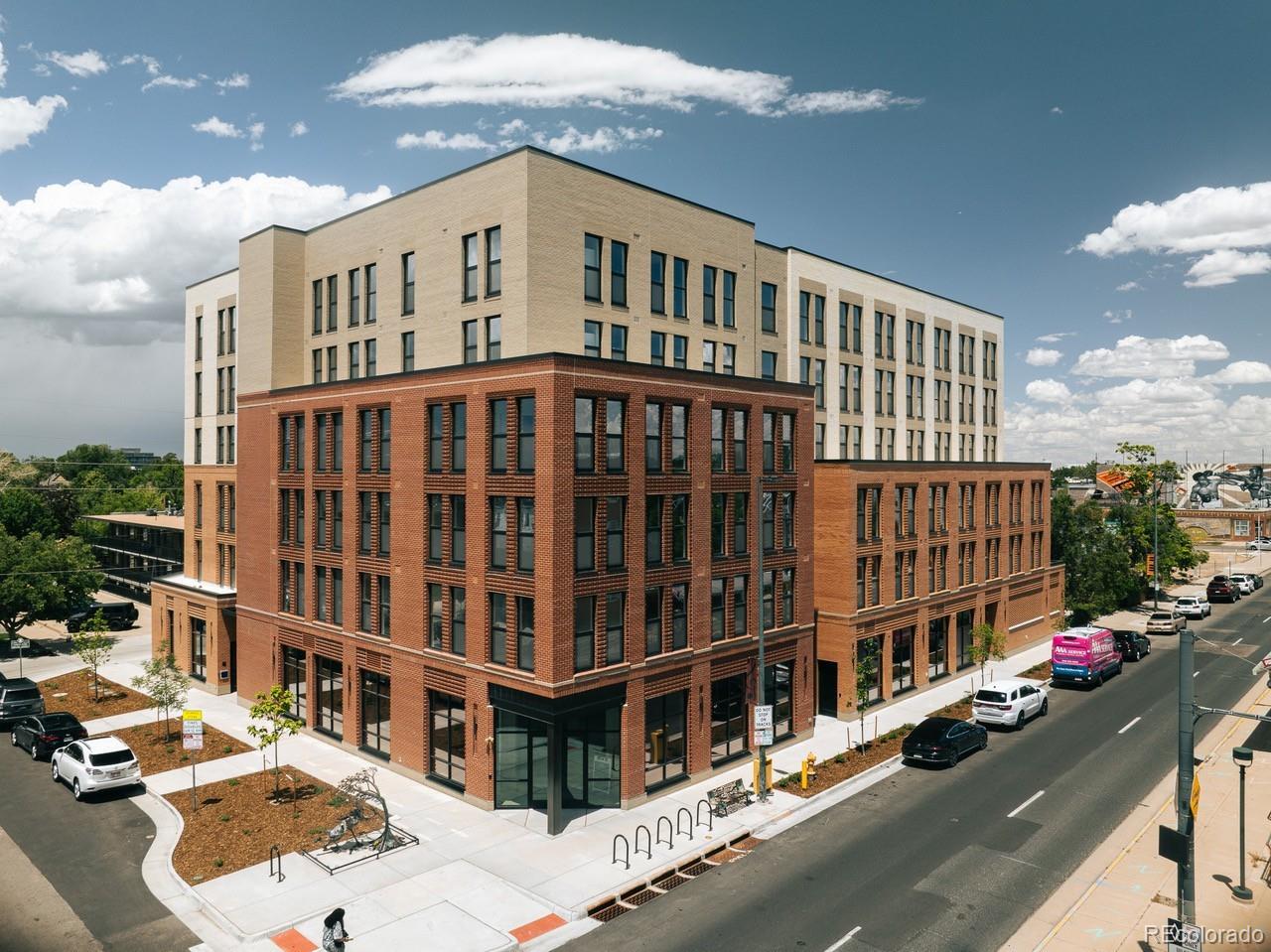 639 29th St #602, Denver, CO 80205