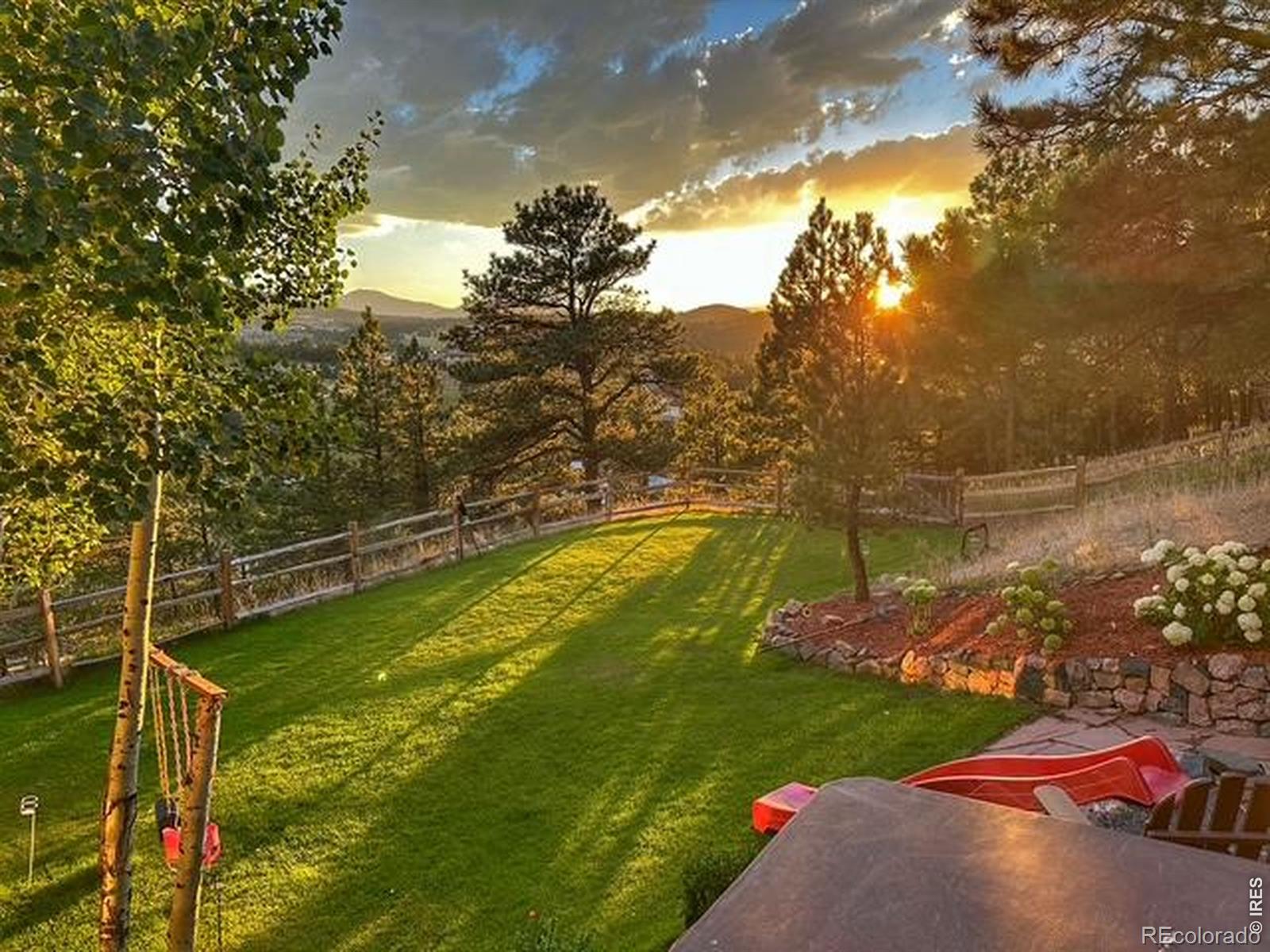 109 Lookout Mountain Cir, Golden, CO 80401