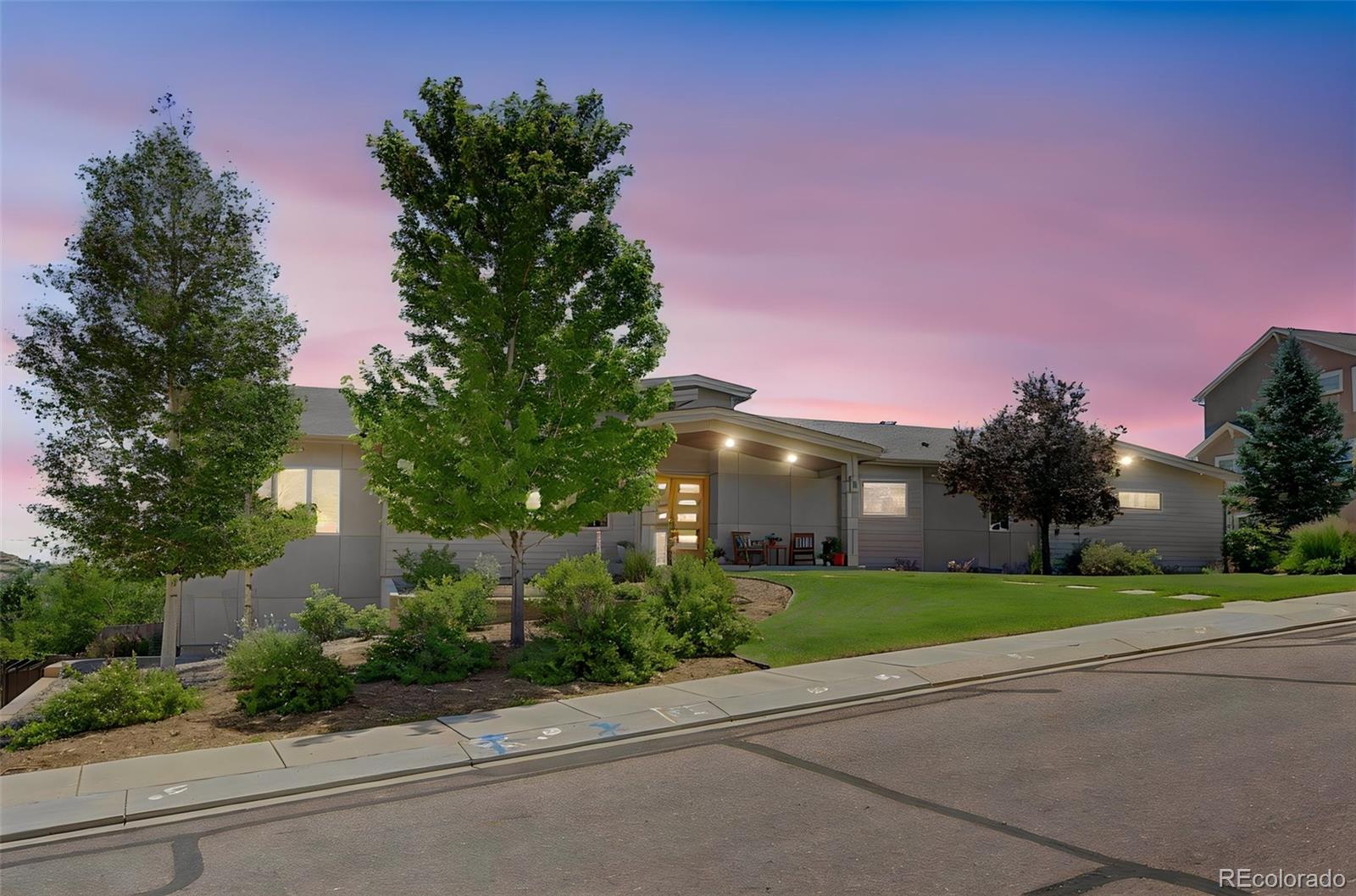 2385 Courtney Dr, Colorado Springs, CO 80919