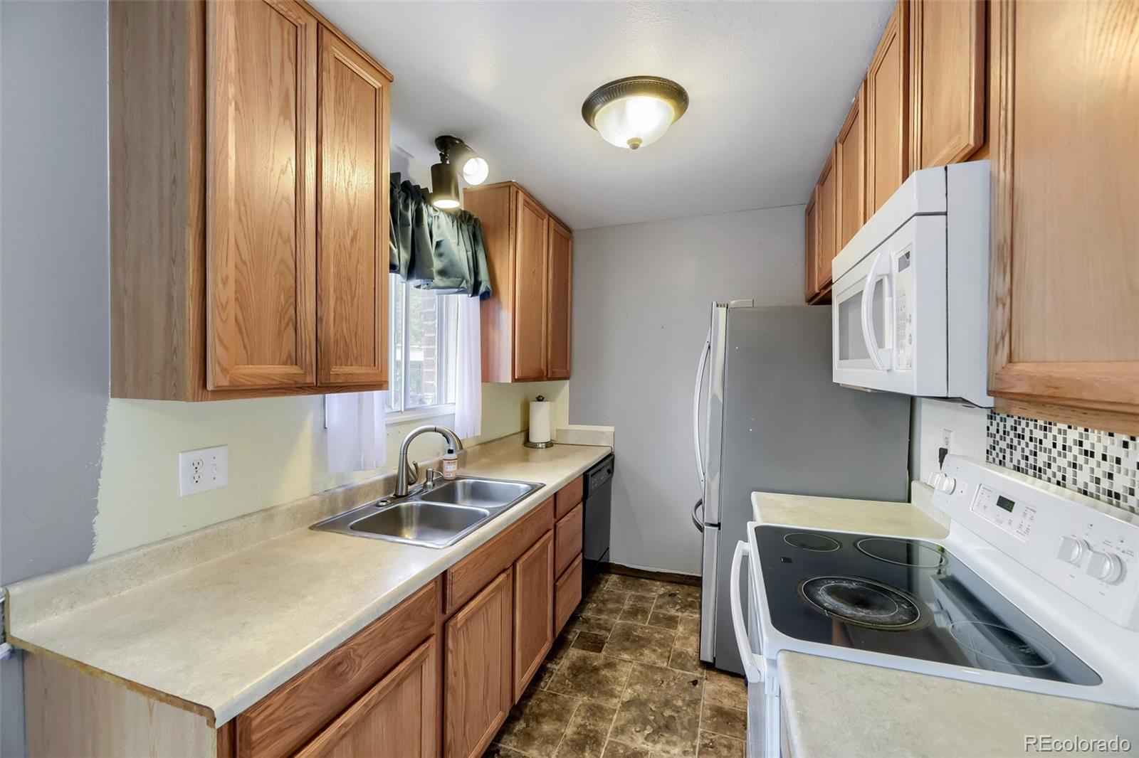 7187 S Webster St, Littleton, CO 80128