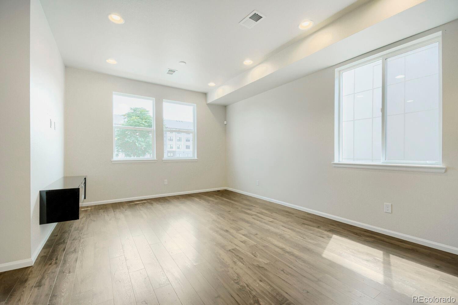 19007 E 64th Ave, Denver, CO 80249