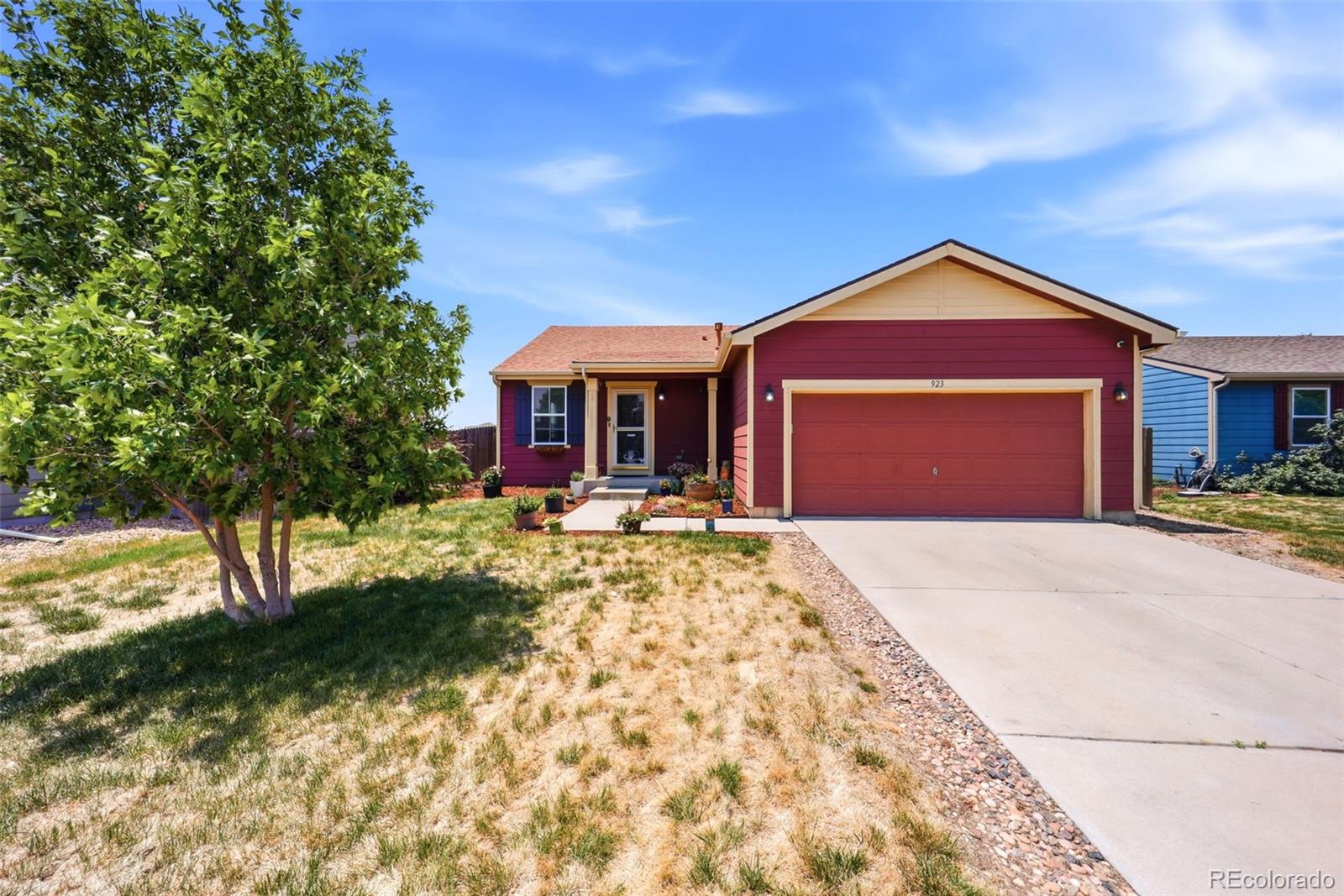 923 Stagecoach Ave, Brighton, CO 80603