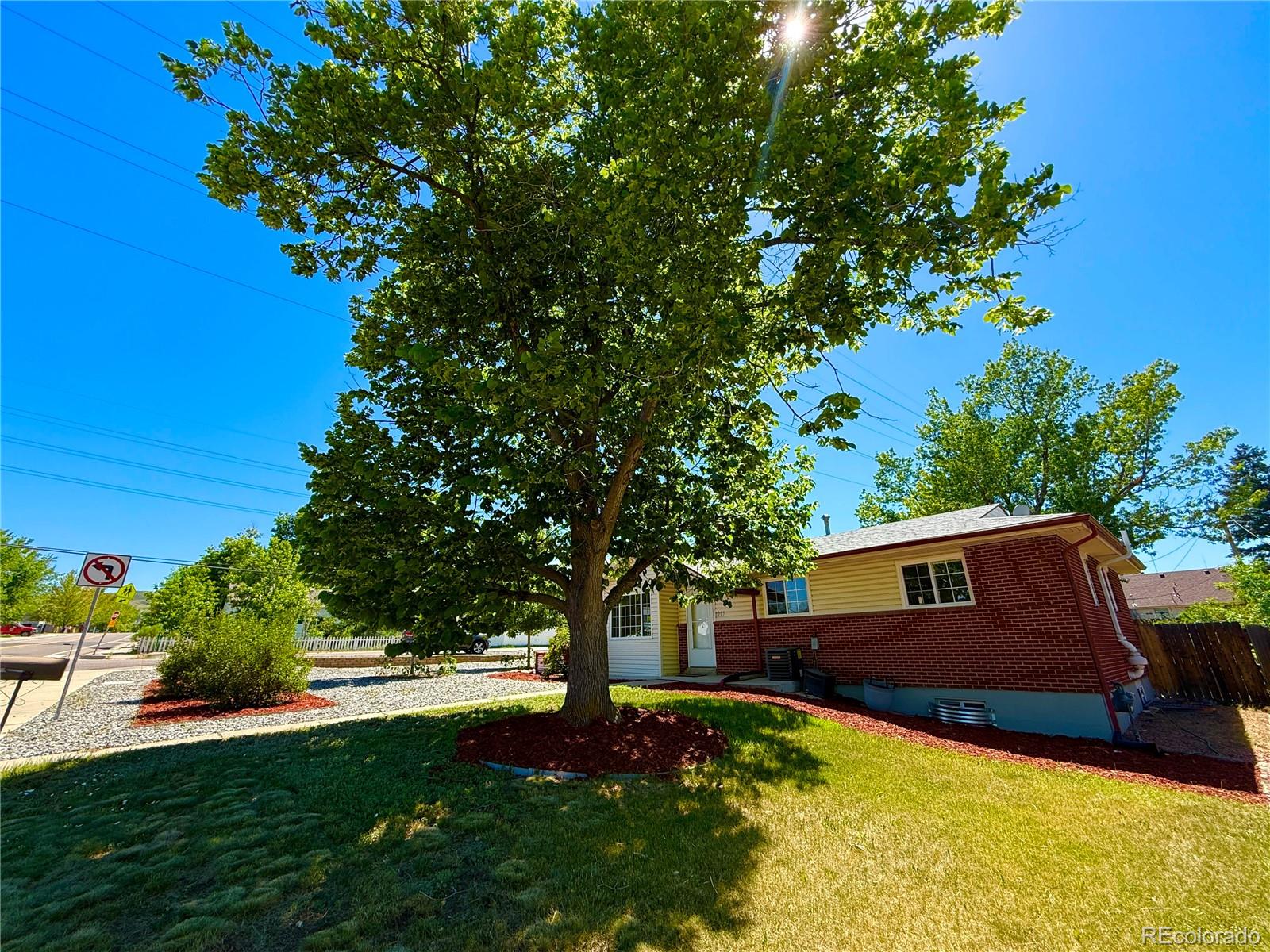 1005 Moss St, Golden, CO 80401