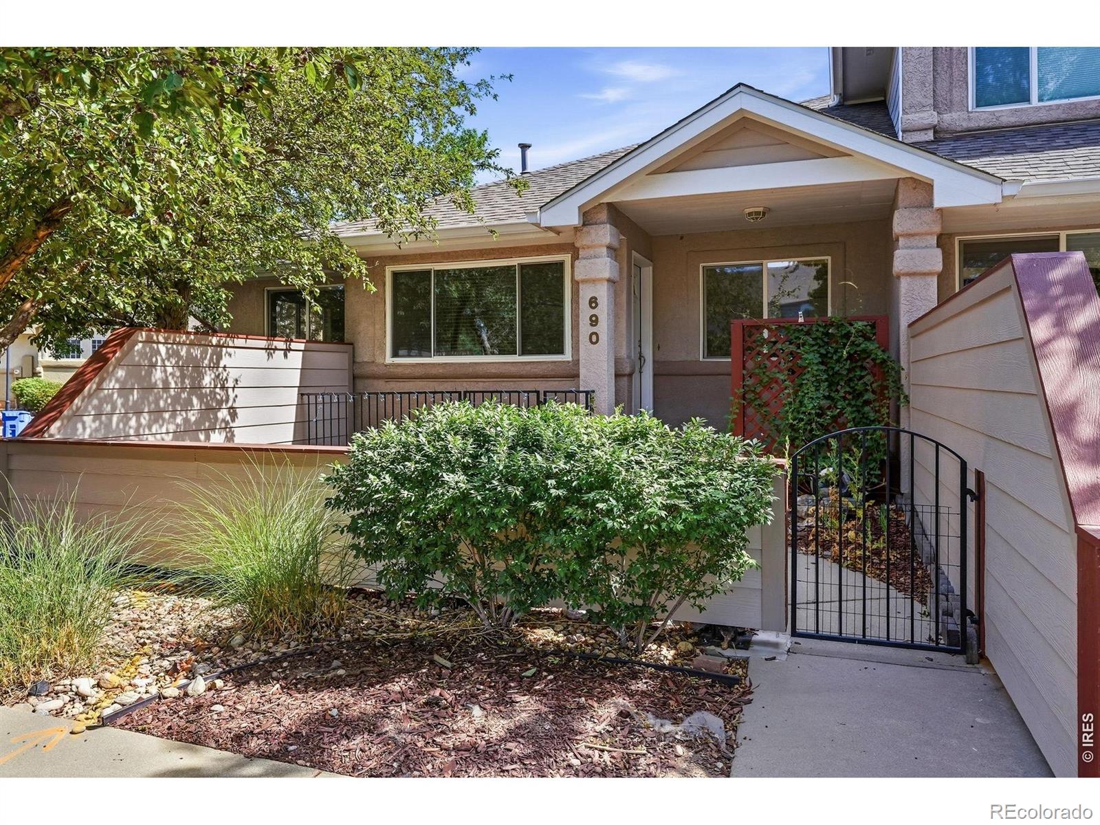 690 Ridgeview Dr, Louisville, CO 80027