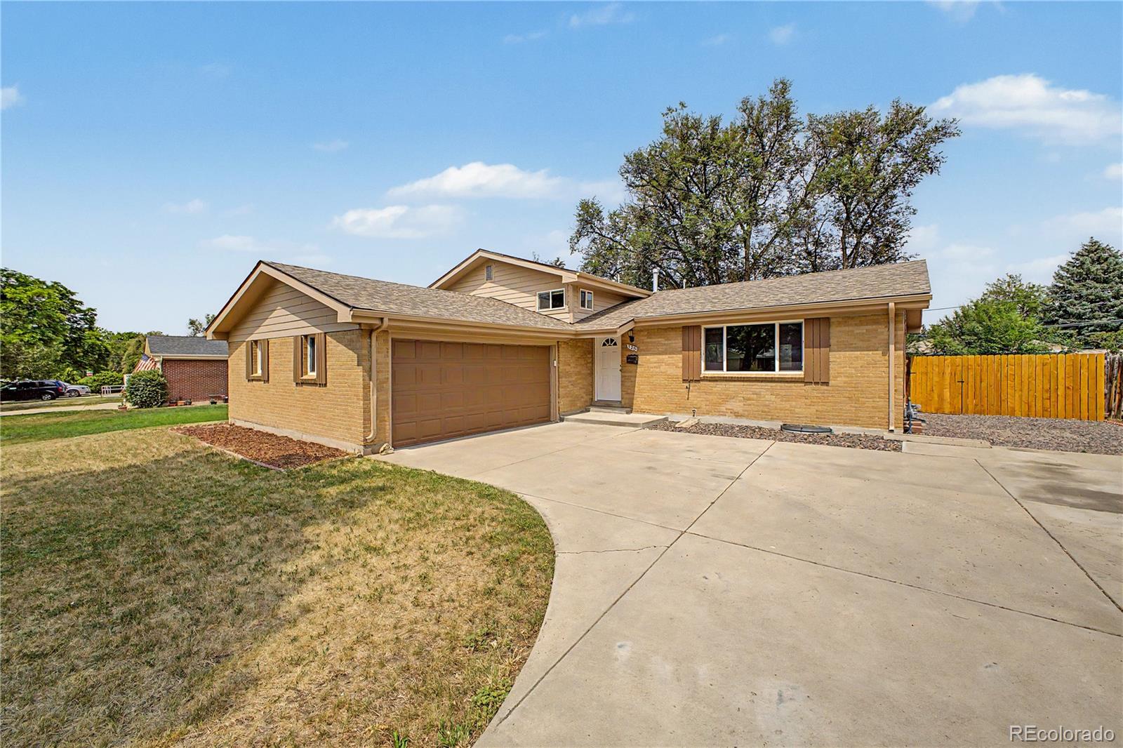 328 Troy St, Aurora, CO 80011