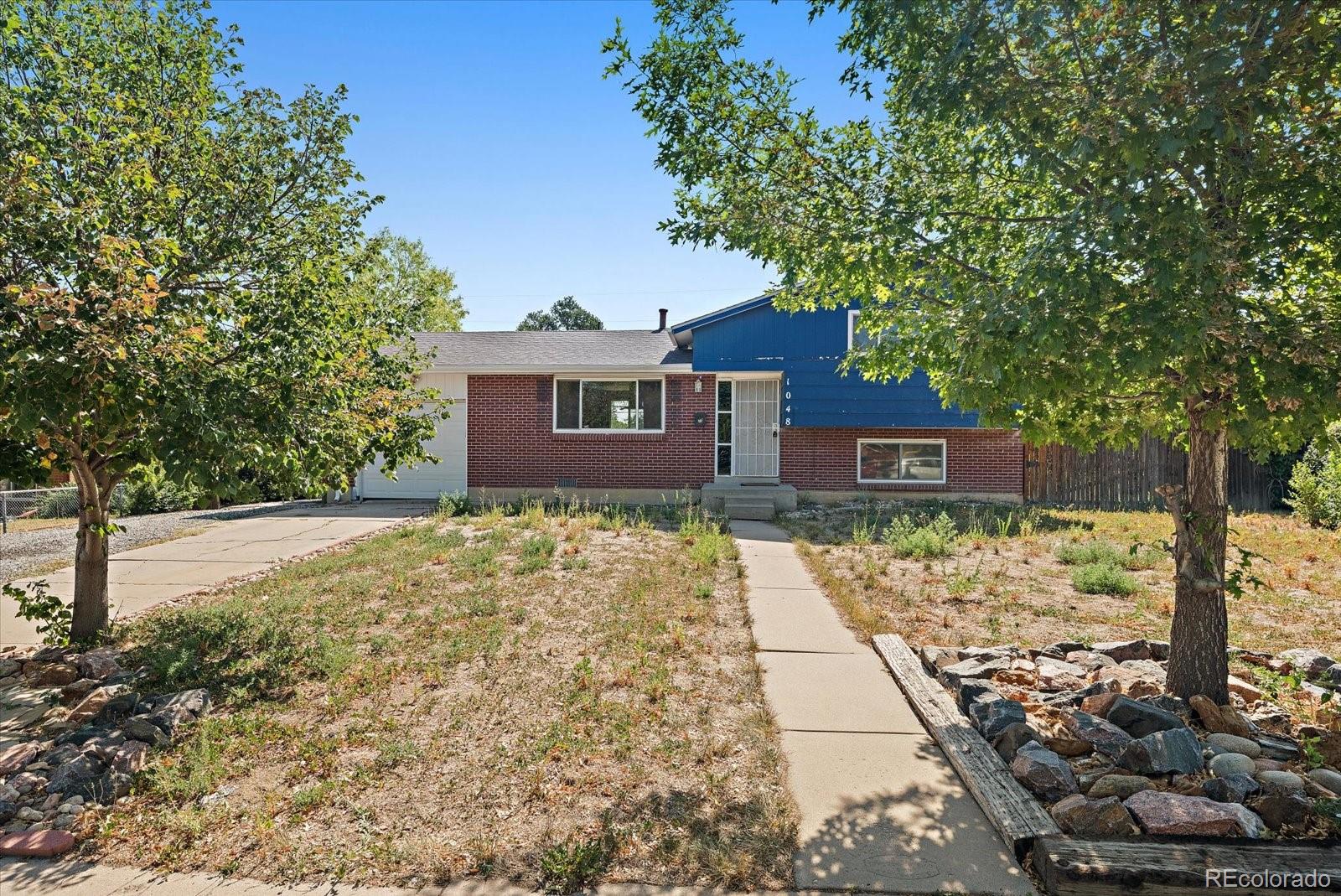 1048 Granby St, Aurora, CO 80011