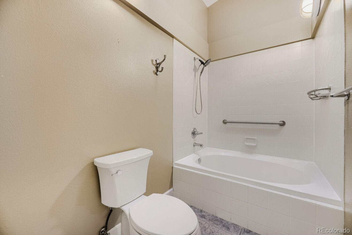 1635 N Franklin St, Denver, CO 80218