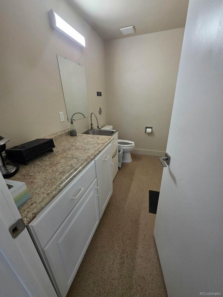 341 1st St #B6, Mead, CO 80542