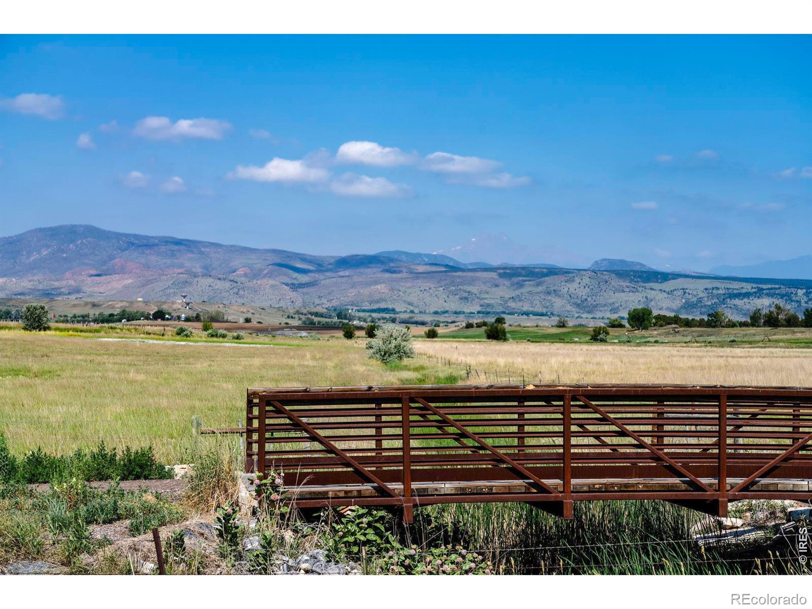 1083 Mountain Dr #B, Longmont, CO 80503