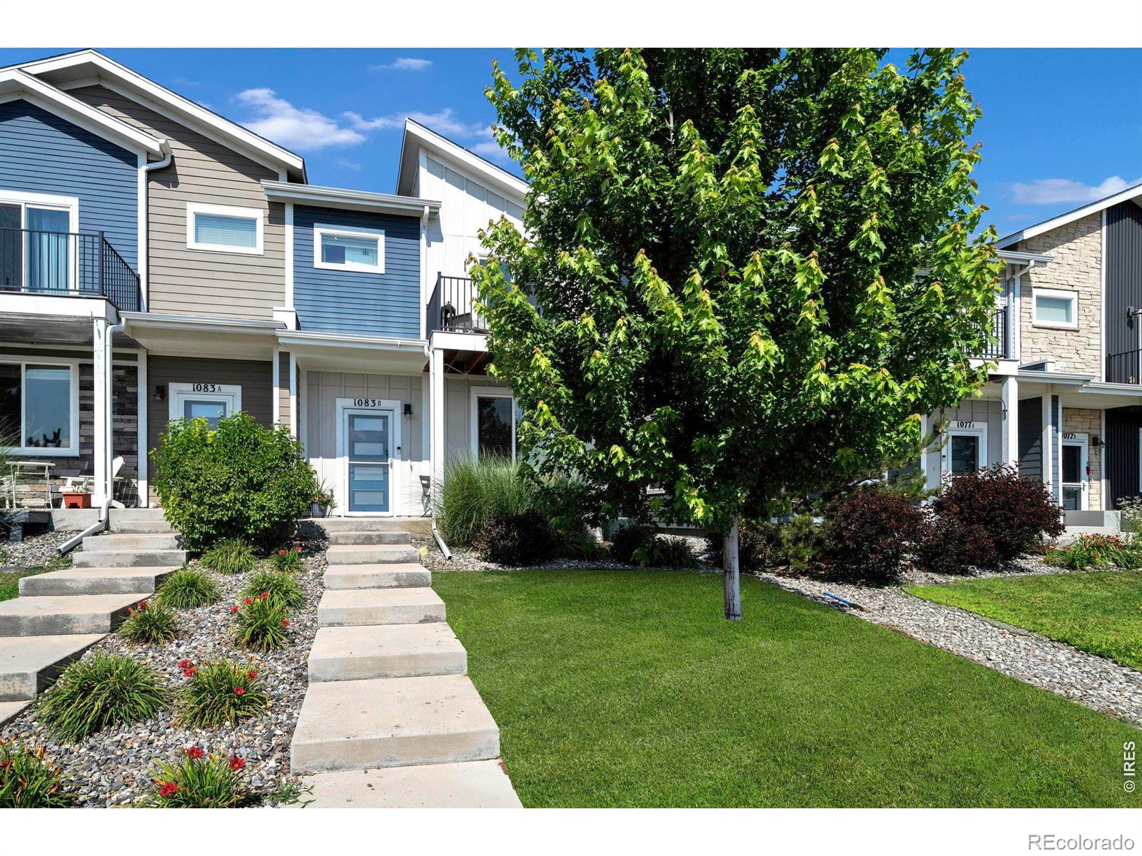 1083 Mountain Dr #B, Longmont, CO 80503