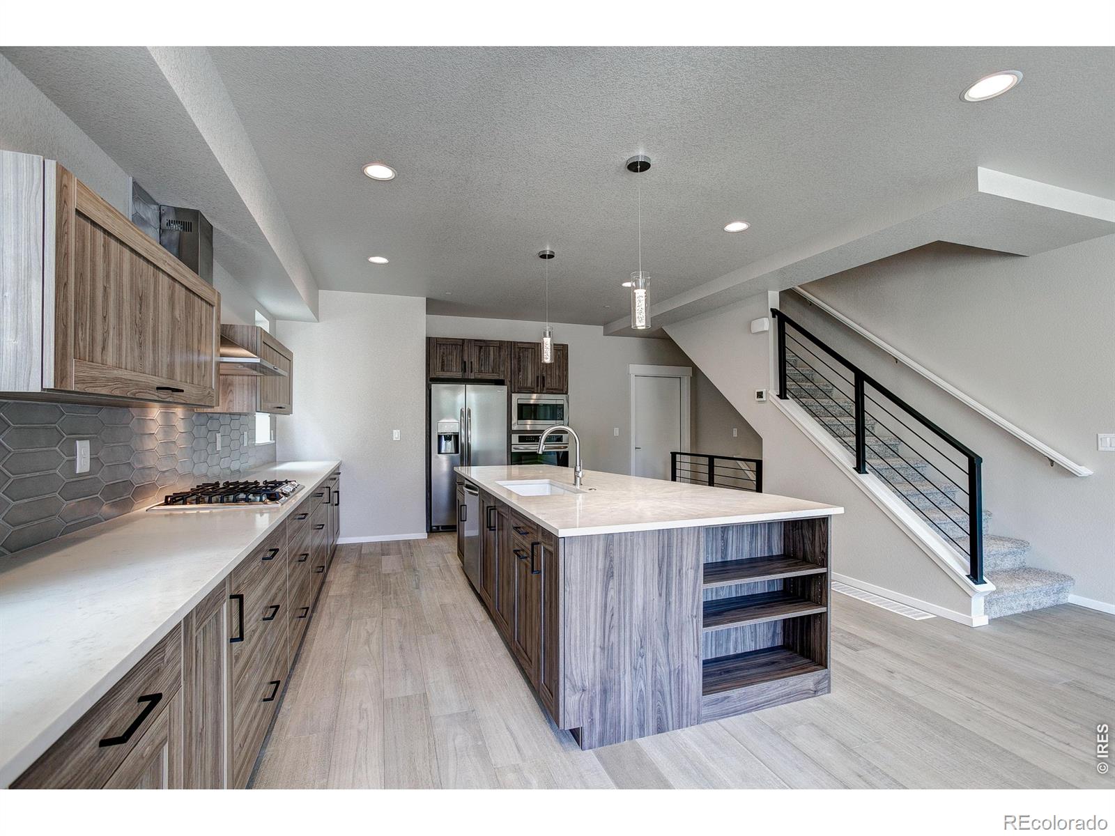 822 Cherokee Dr, Fort Collins, CO 80525