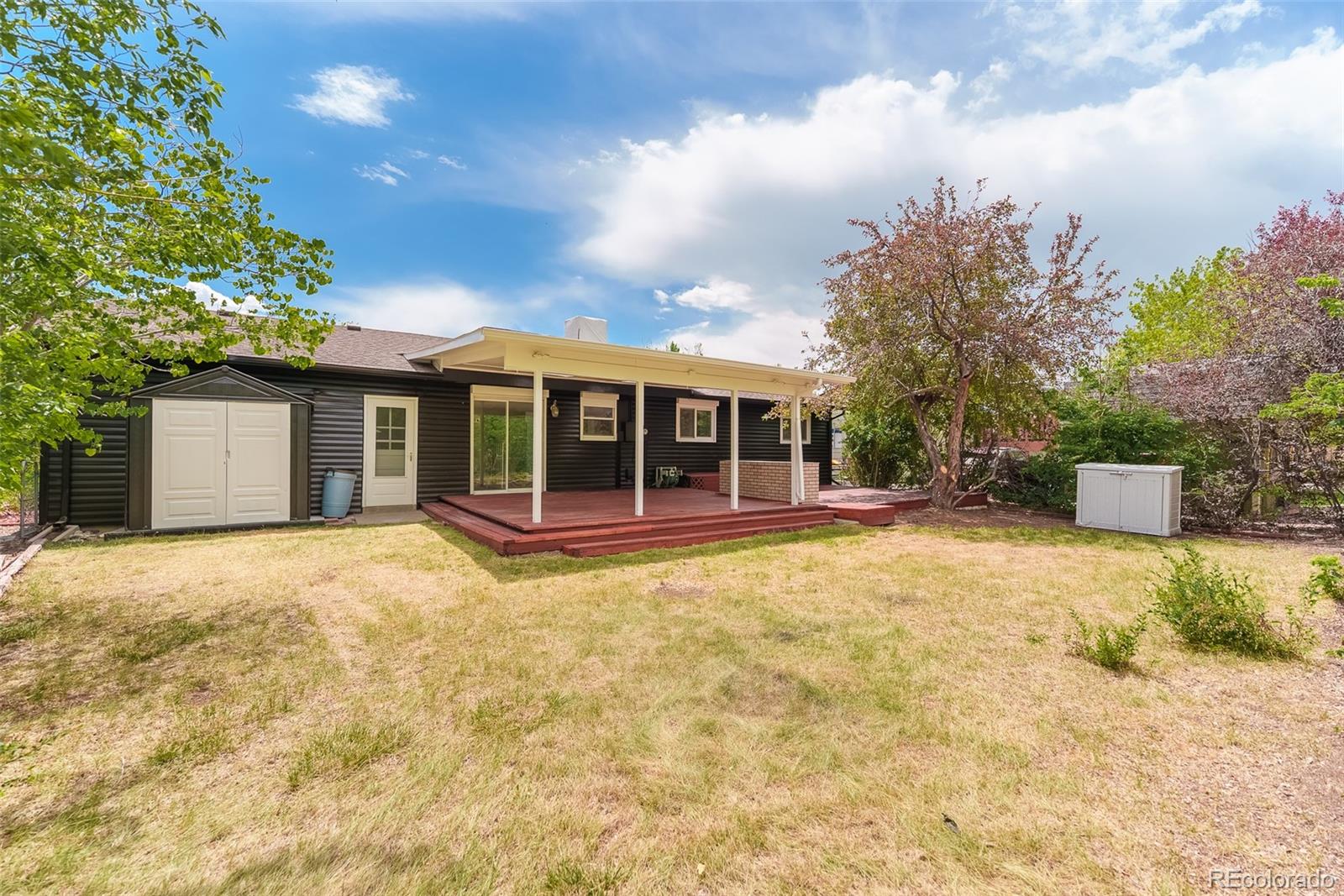 745 Mobile St, Aurora, CO 80011