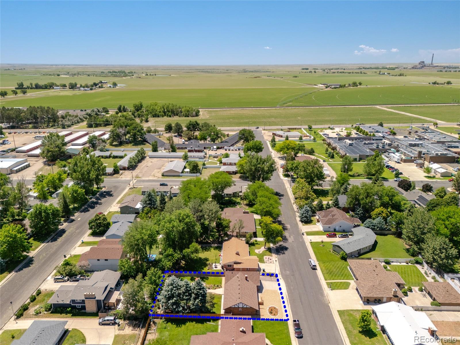321 Cambridge St, Brush, CO 80723