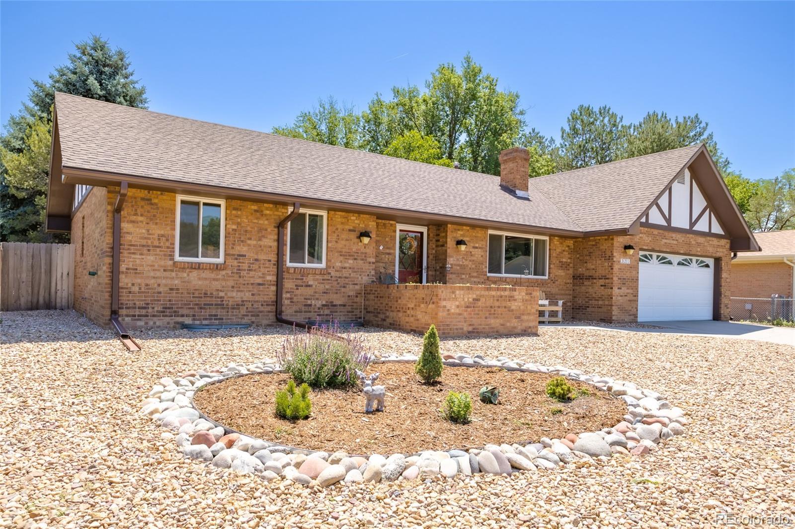 321 Cambridge St, Brush, CO 80723
