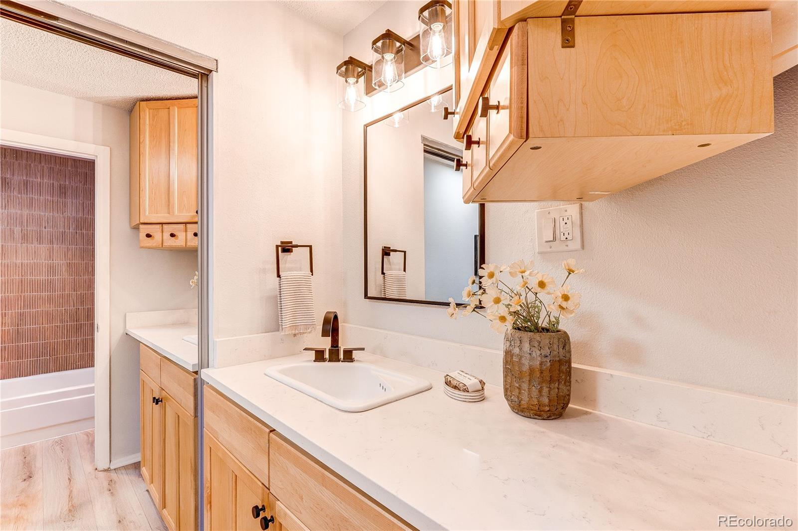 1233 N Ogden St #407, Denver, CO 80218