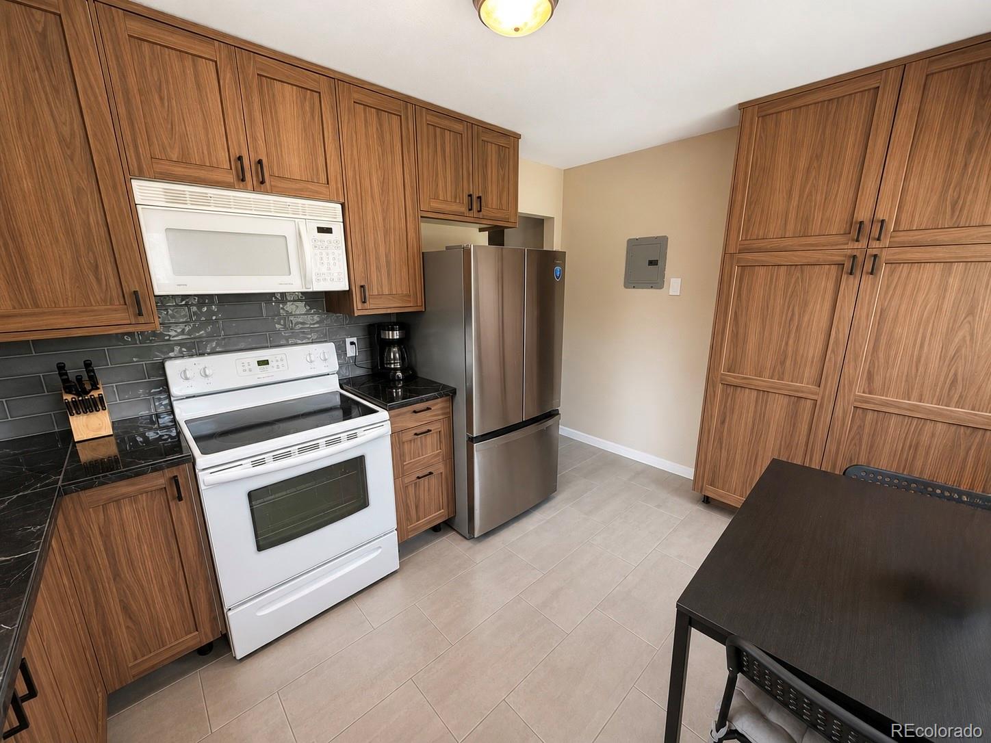 9725 W 41st Ave, Wheat Ridge, CO 80033