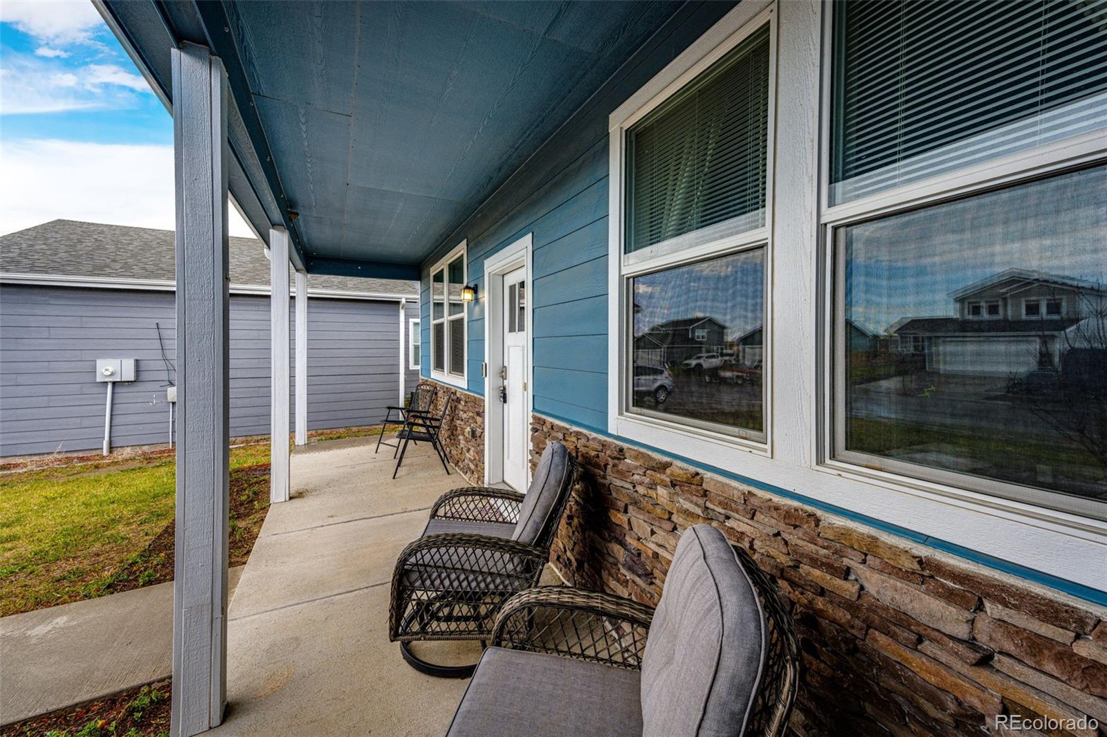 565 S 3rd Ave, Deer Trail, CO 80105