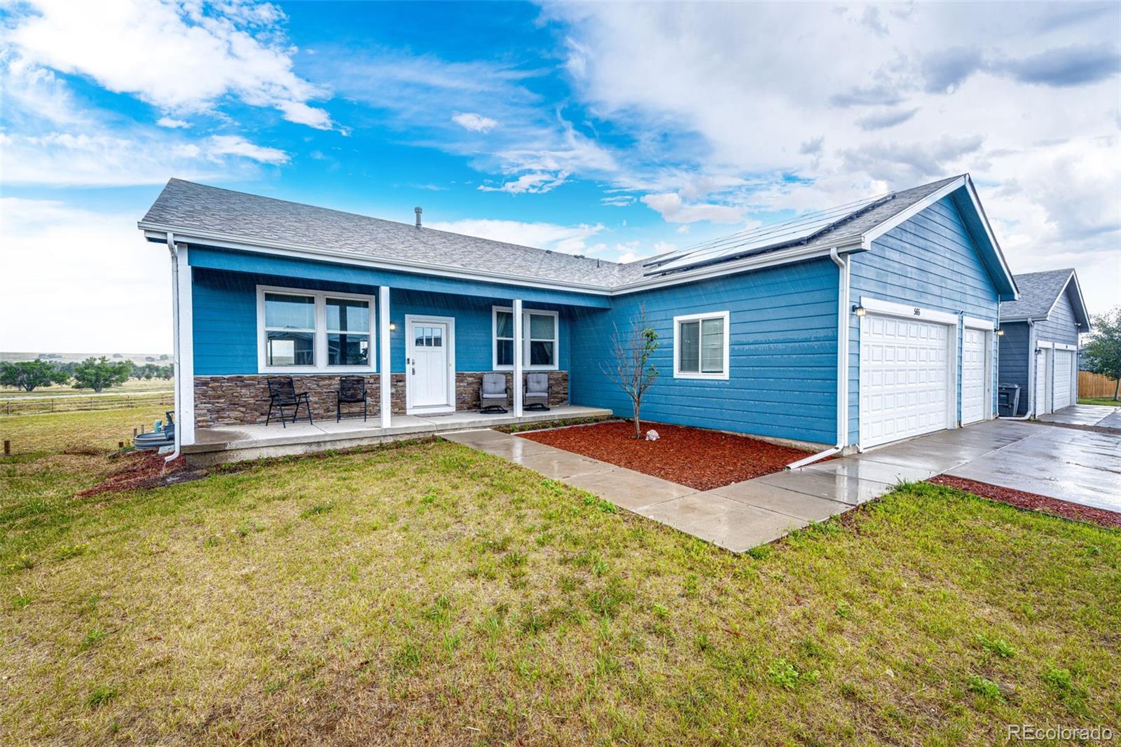 565 S 3rd Ave, Deer Trail, CO 80105