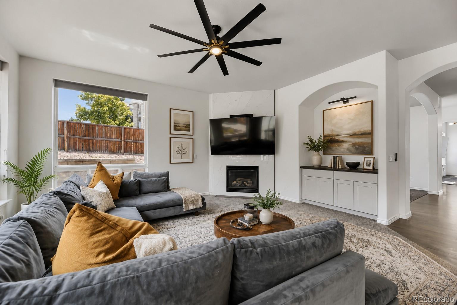 1872 Graphite Ct, Castle Rock, CO 80108