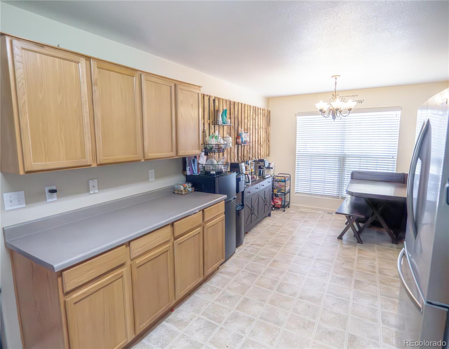 8806 Silver Glen Dr, Fountain, CO 80817