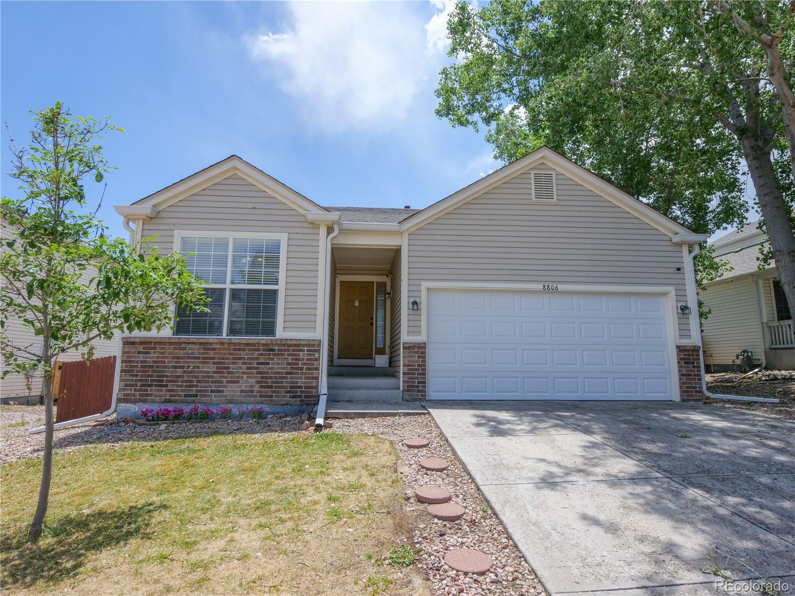 8806 Silver Glen Dr, Fountain, CO 80817