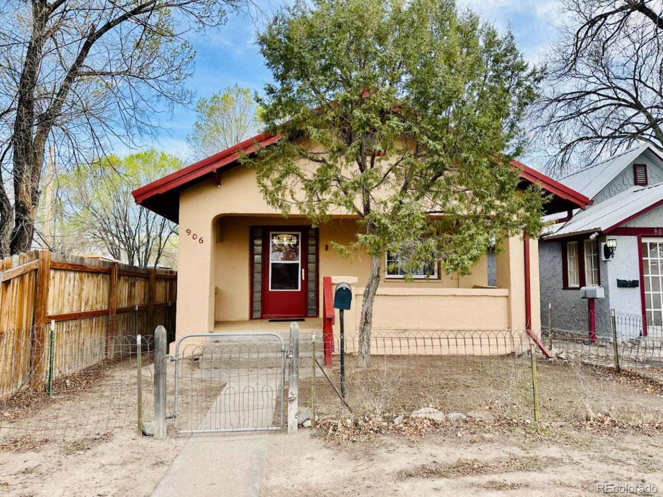 906 9th St, Alamosa, CO 81101