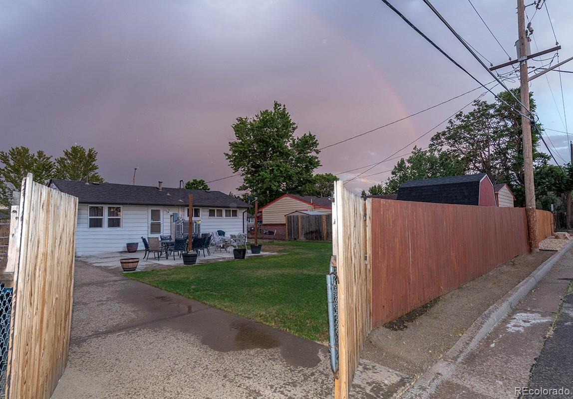 6571 Porter Way, Commerce City, CO 80022