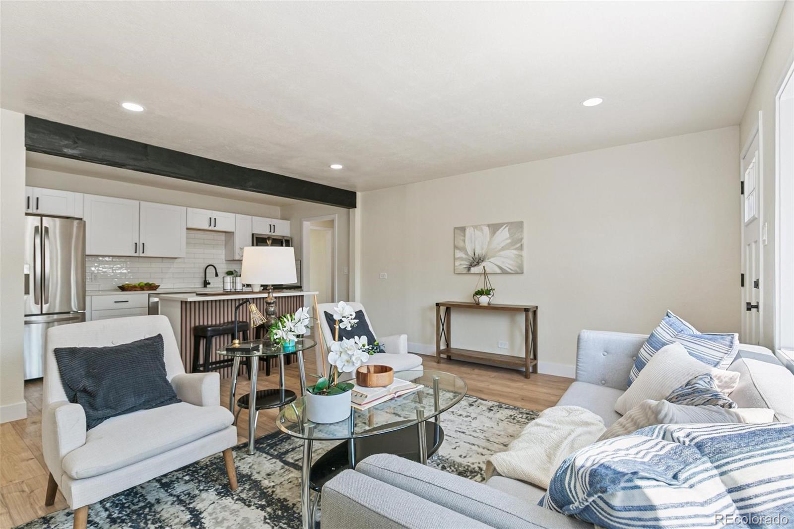 1657 Macon St, Aurora, CO 80010