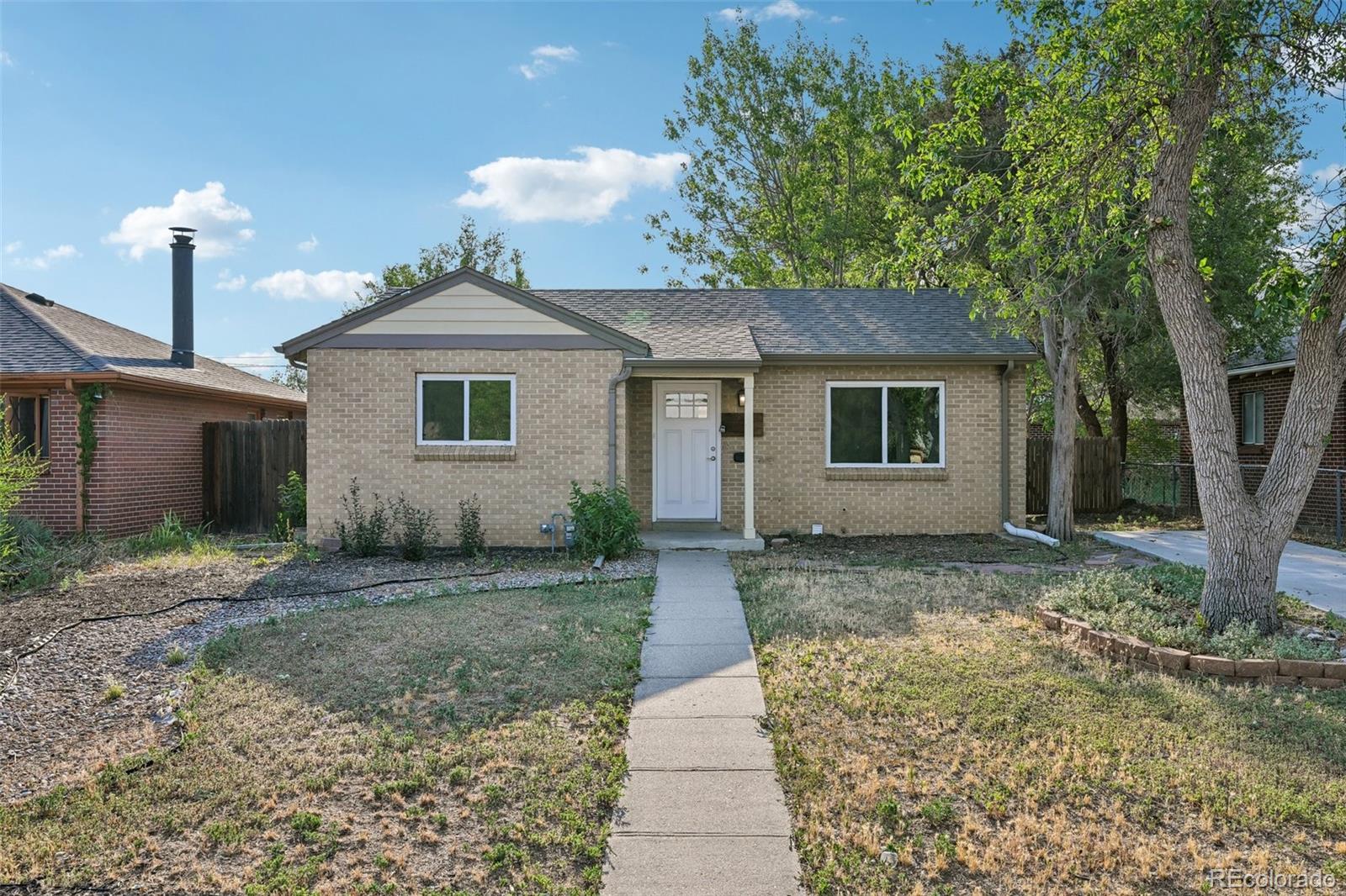 3290 Magnolia St, Denver, CO 80207