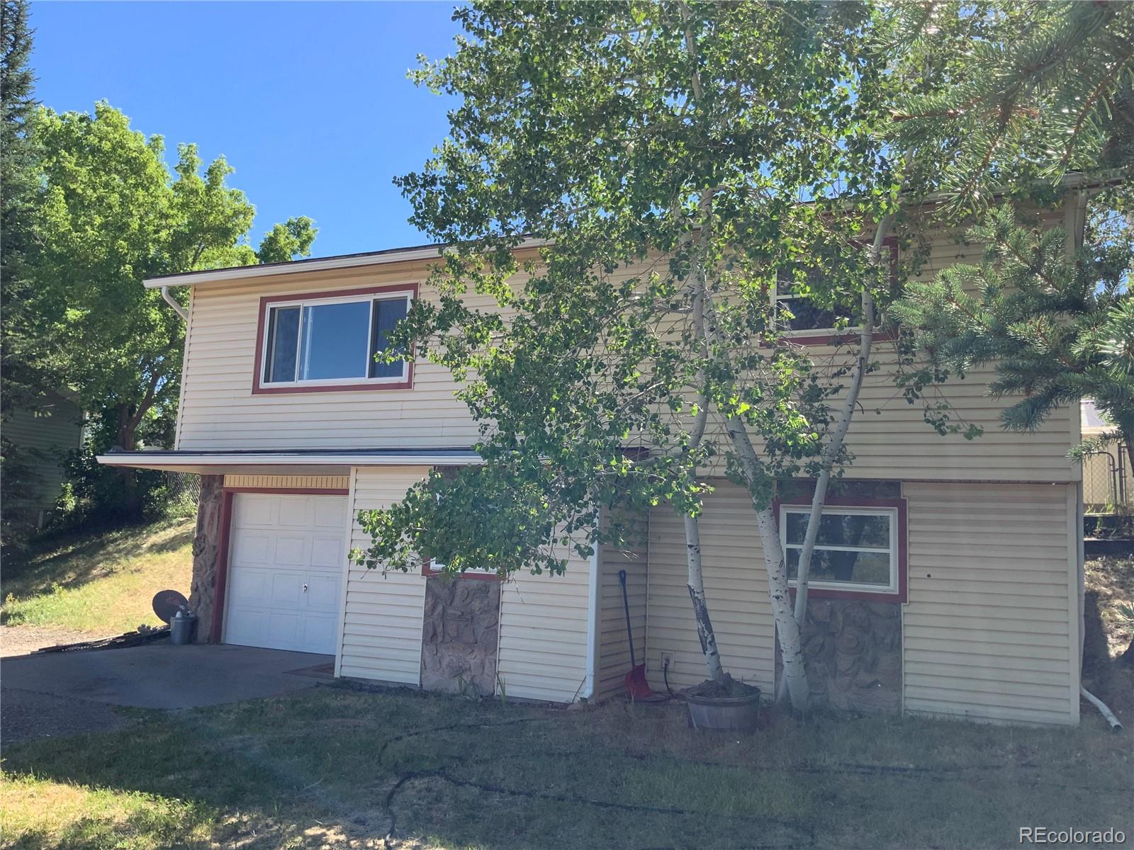 835 Sulphur Creek Rd, Meeker, CO 81641
