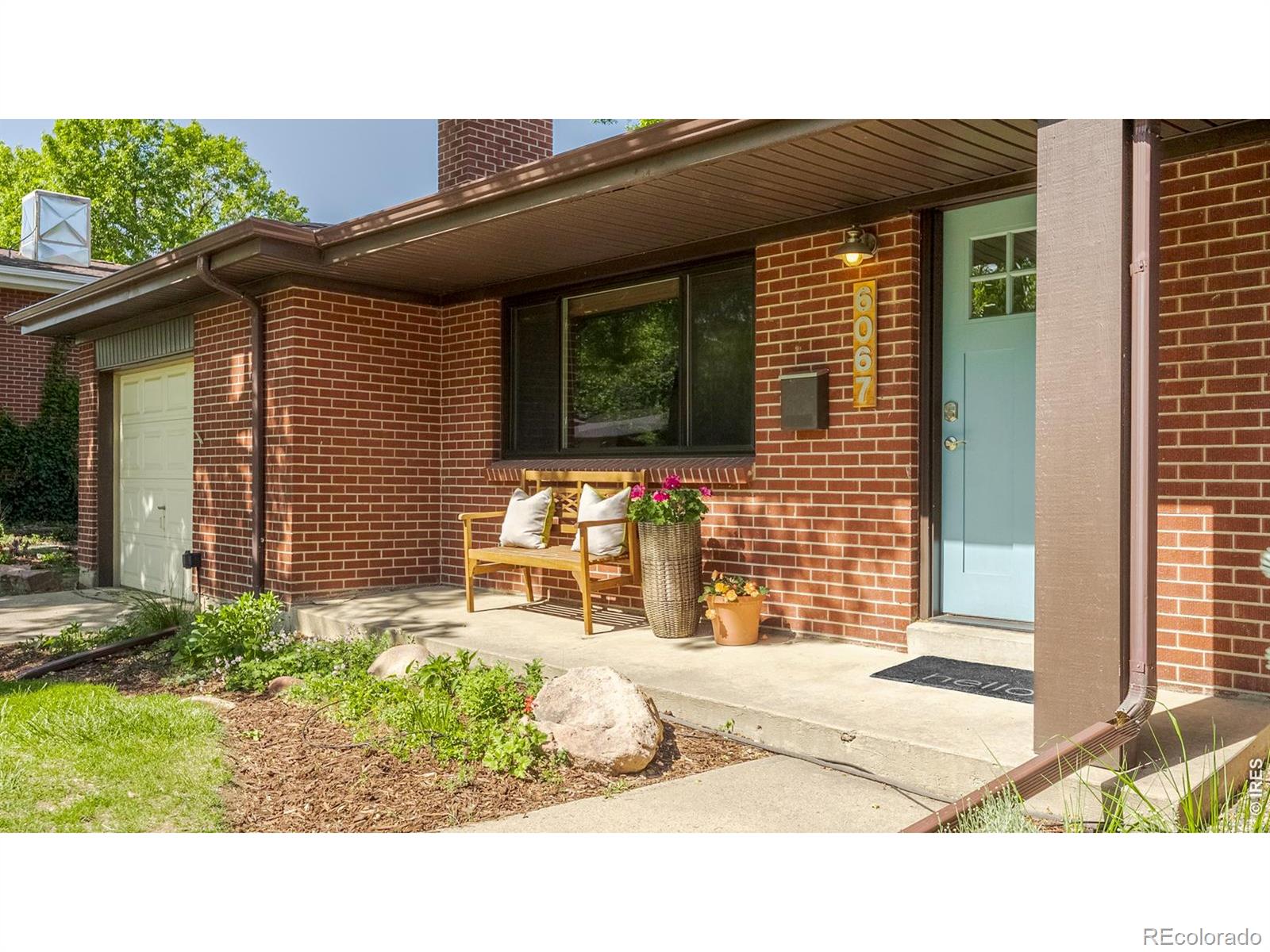 6067 Owens St, Arvada, CO 80004