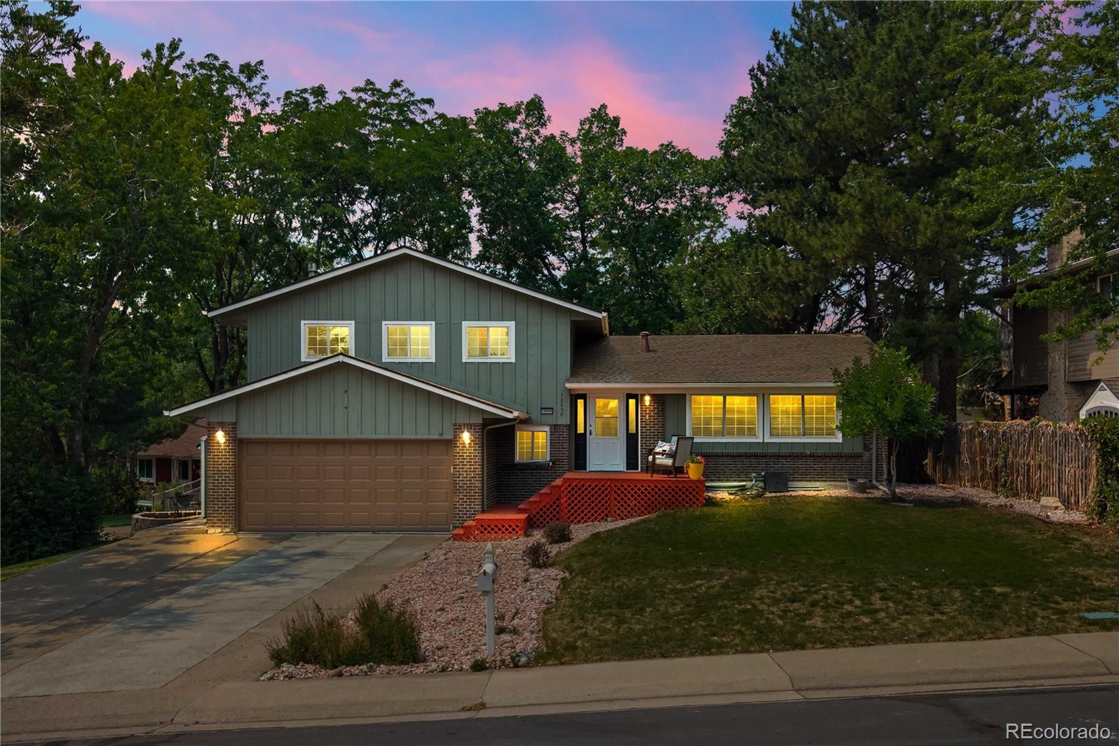 12850 W Montana Dr, Lakewood, CO 80228