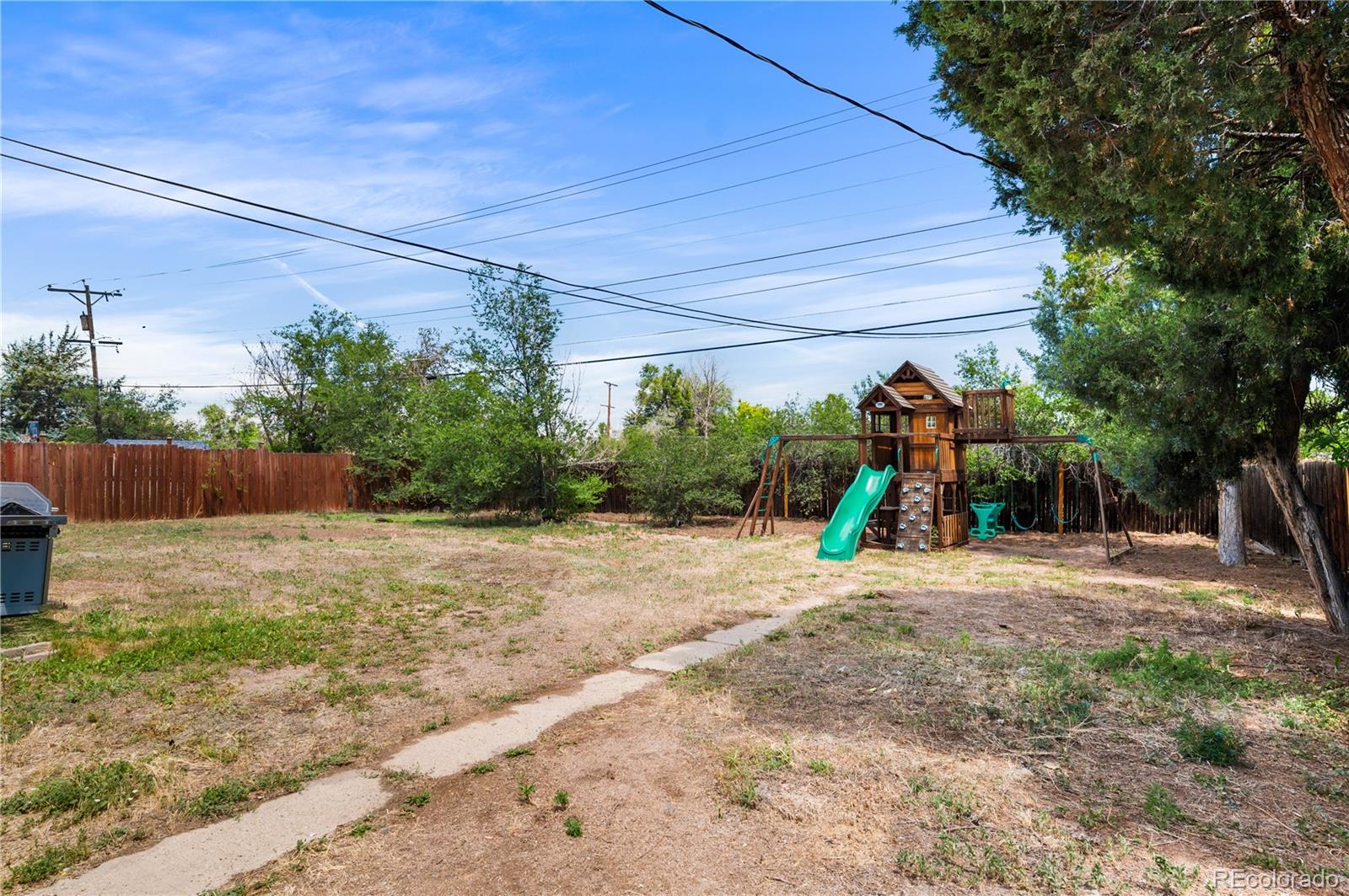 12445 E 6th Pl, Aurora, CO 80011
