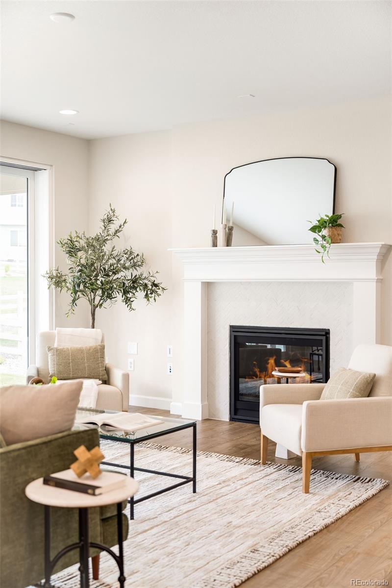 7110 S White Crow Way, Aurora, CO 80016