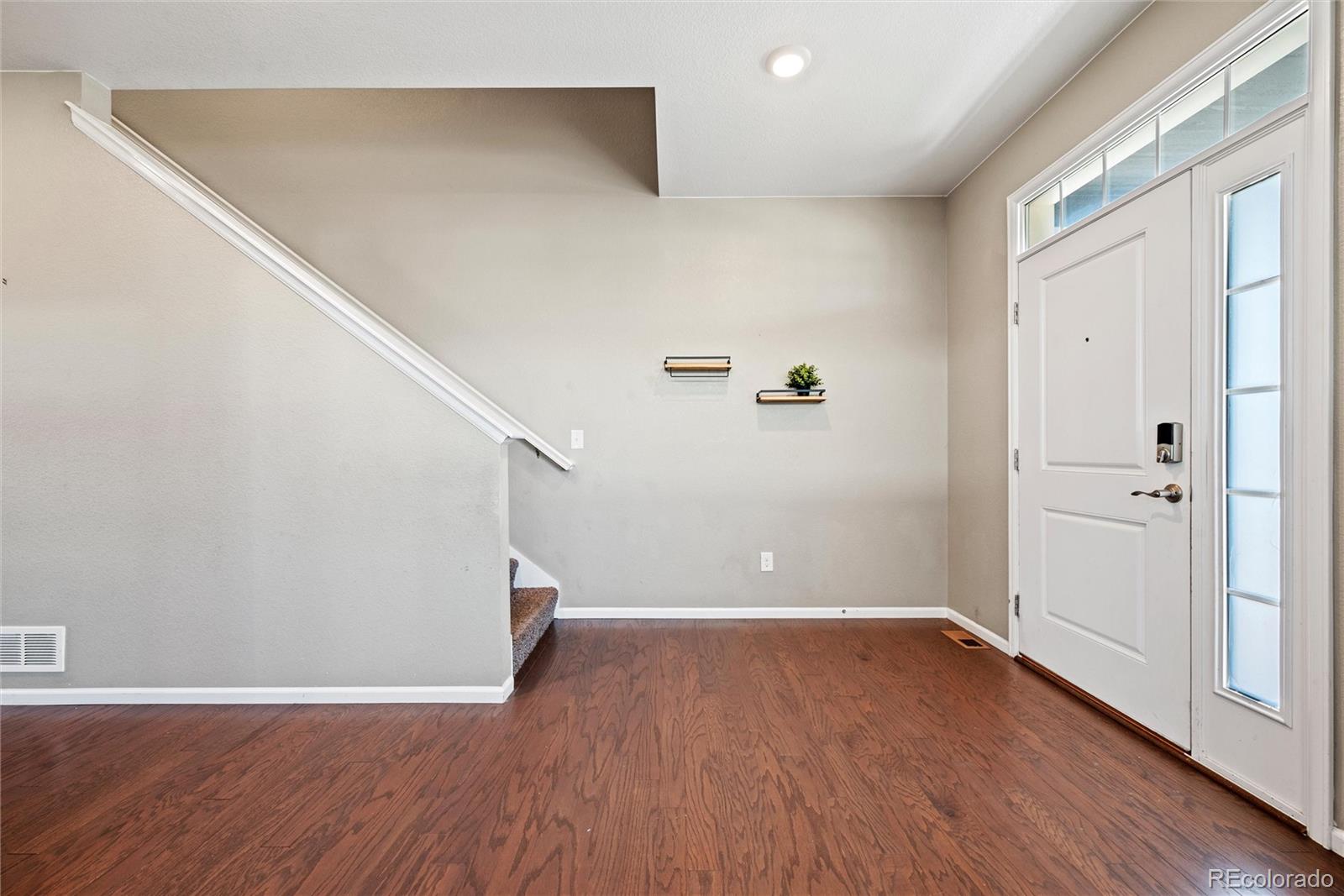 27089 E Cedar Ave, Aurora, CO 80018