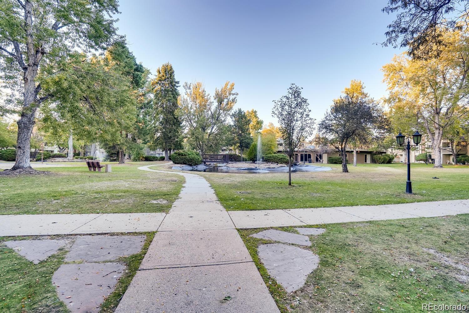 1306 S Parker Rd #162, Denver, CO 80231