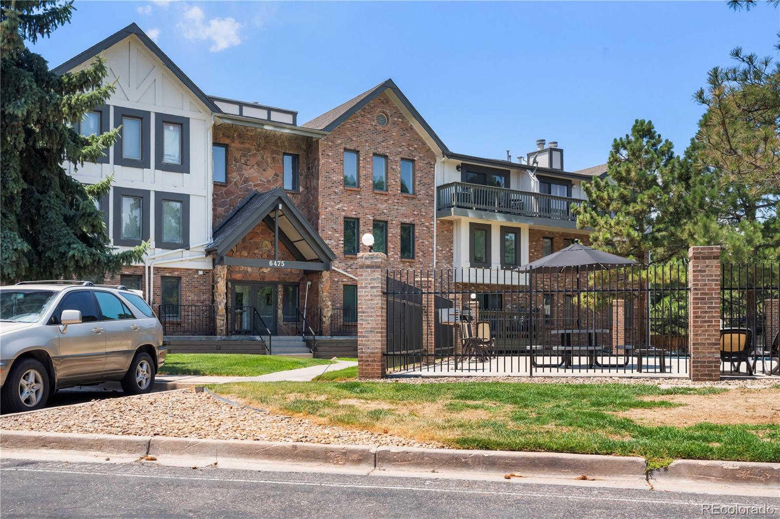 6475 S Dayton St #Apt 305, Englewood, CO 80111
