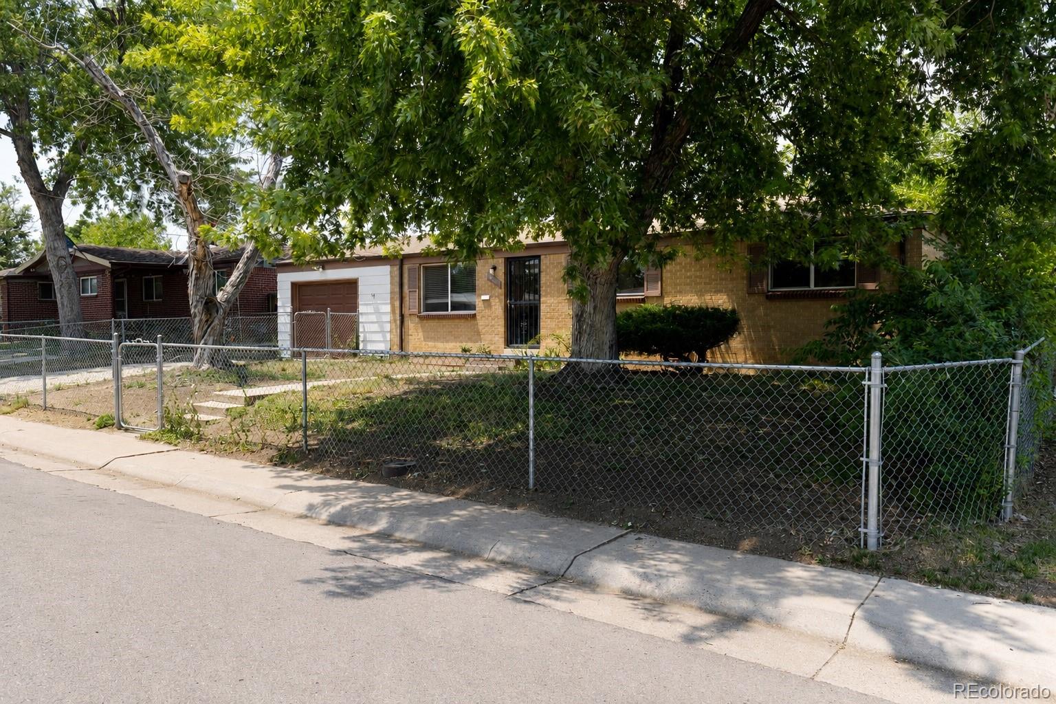 8901 Hunter Way, Westminster, CO 80031