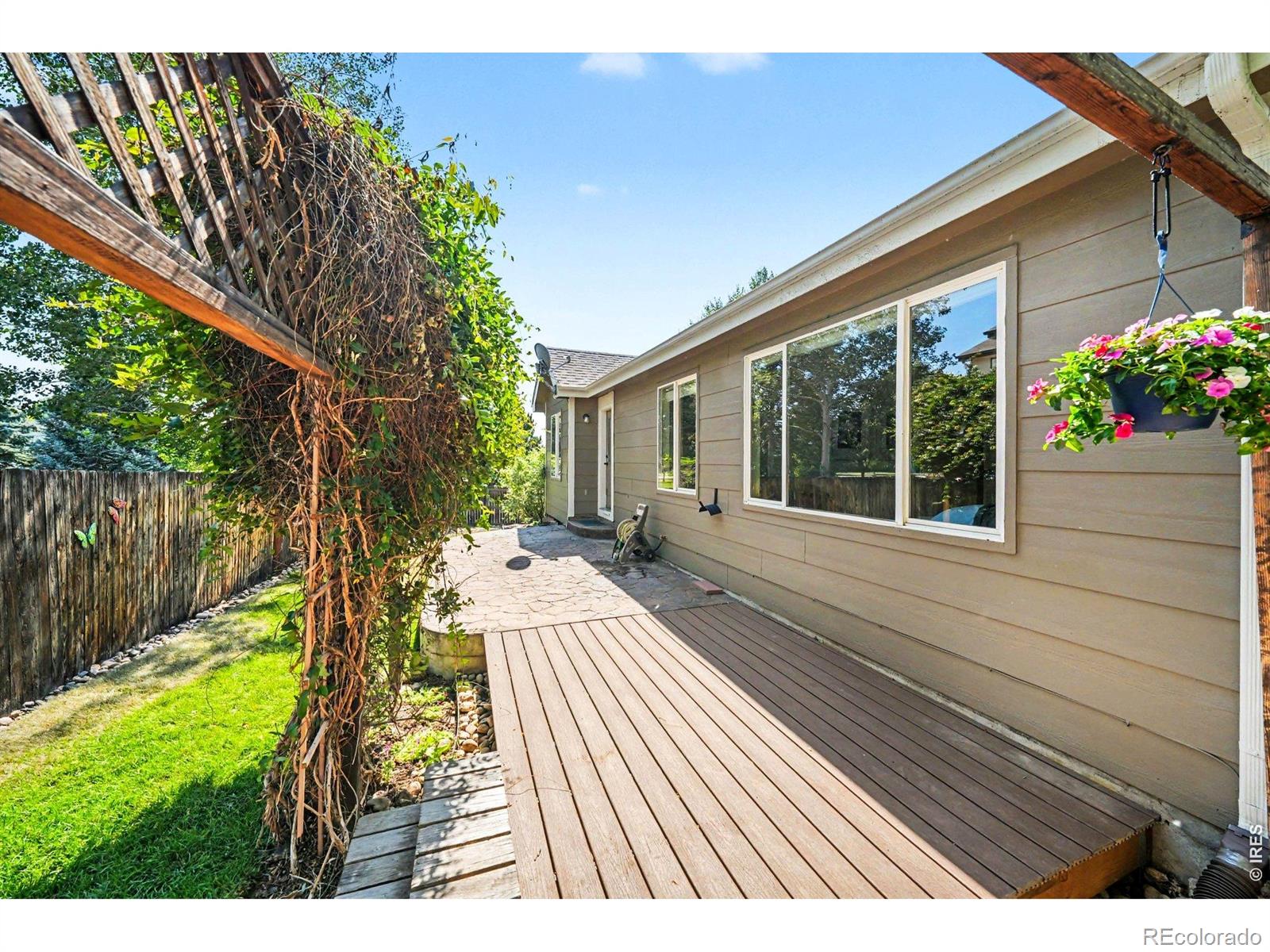 2044 Falcon Ridge Dr, Fort Collins, CO 80528