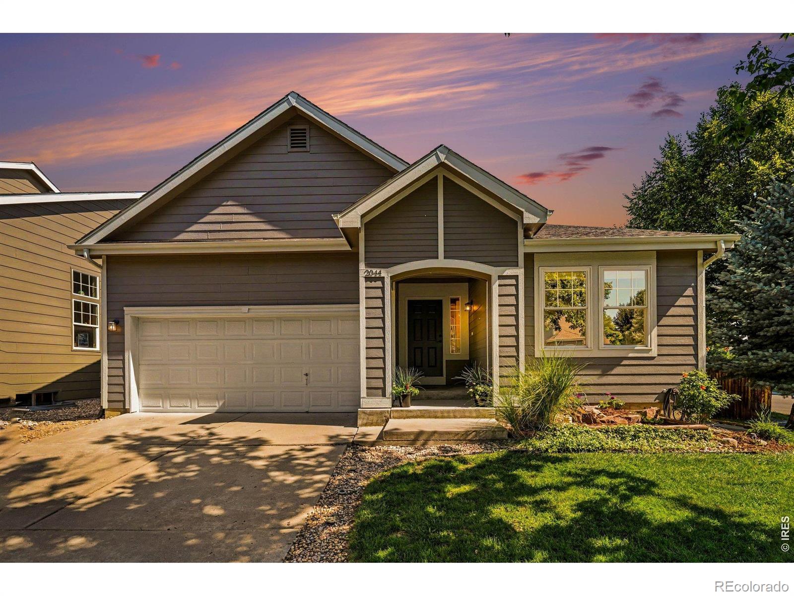 2044 Falcon Ridge Dr, Fort Collins, CO 80528