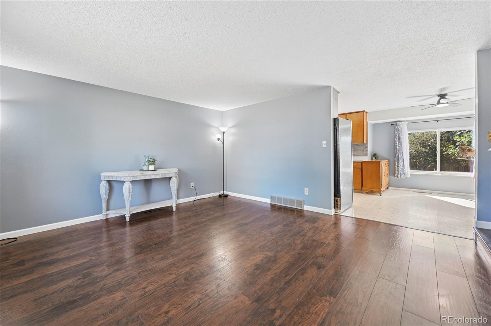 313 Cranbrook Cir, Colorado Springs, CO 80906