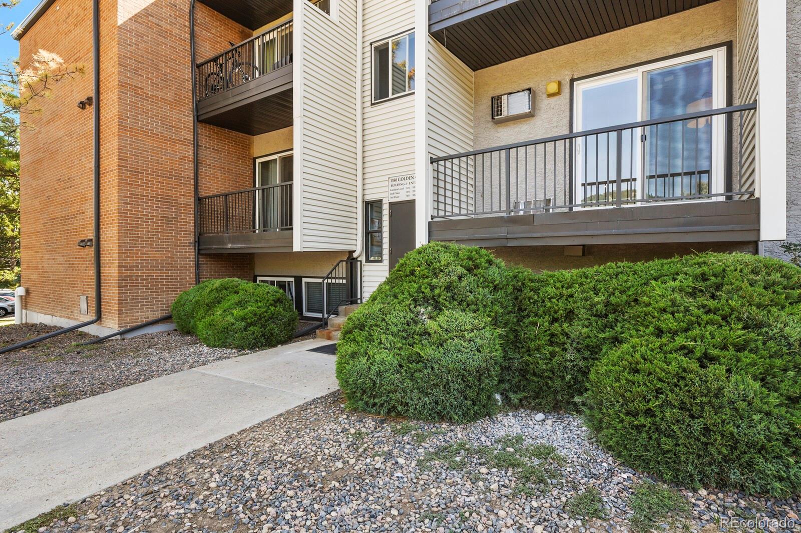 1350 Golden Cir #208, Golden, CO 80401