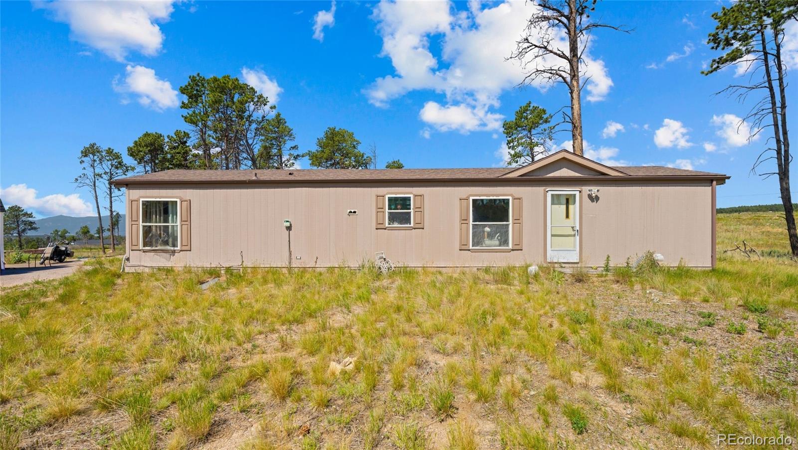 13725 Highline Dr, Colorado Springs, CO 80908