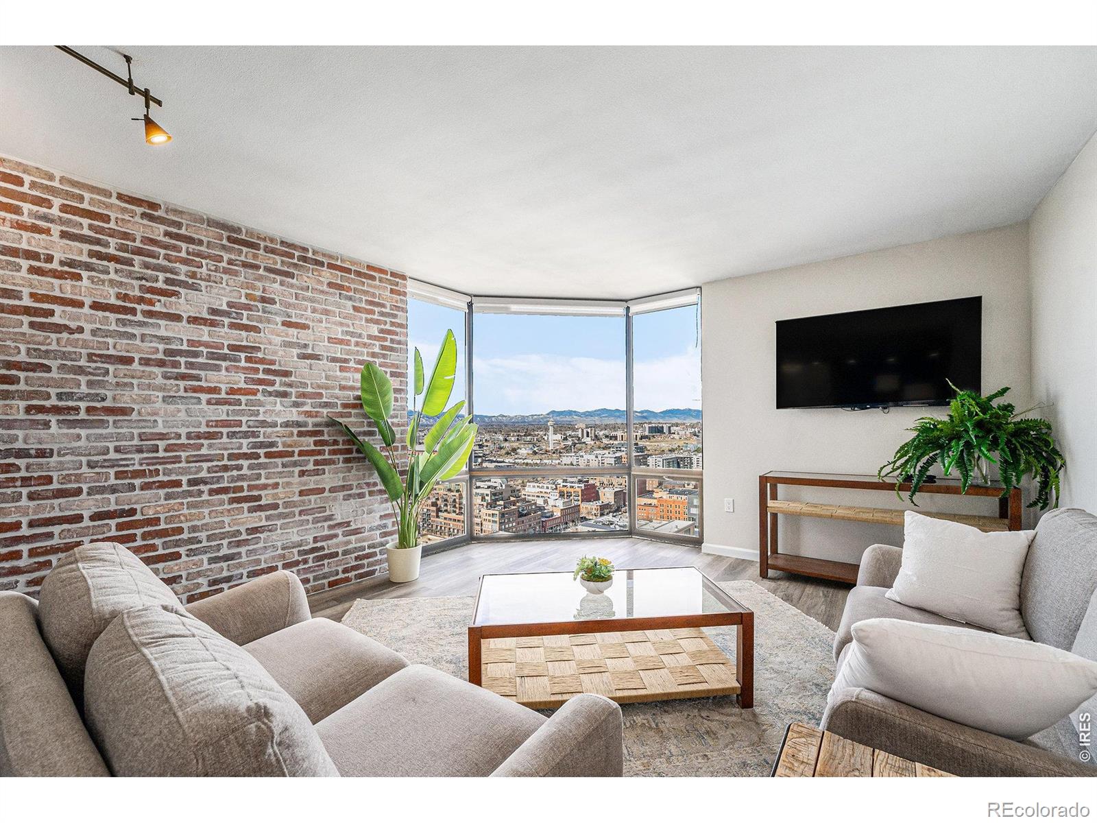 1625 Larimer St #2501, Denver, CO 80202