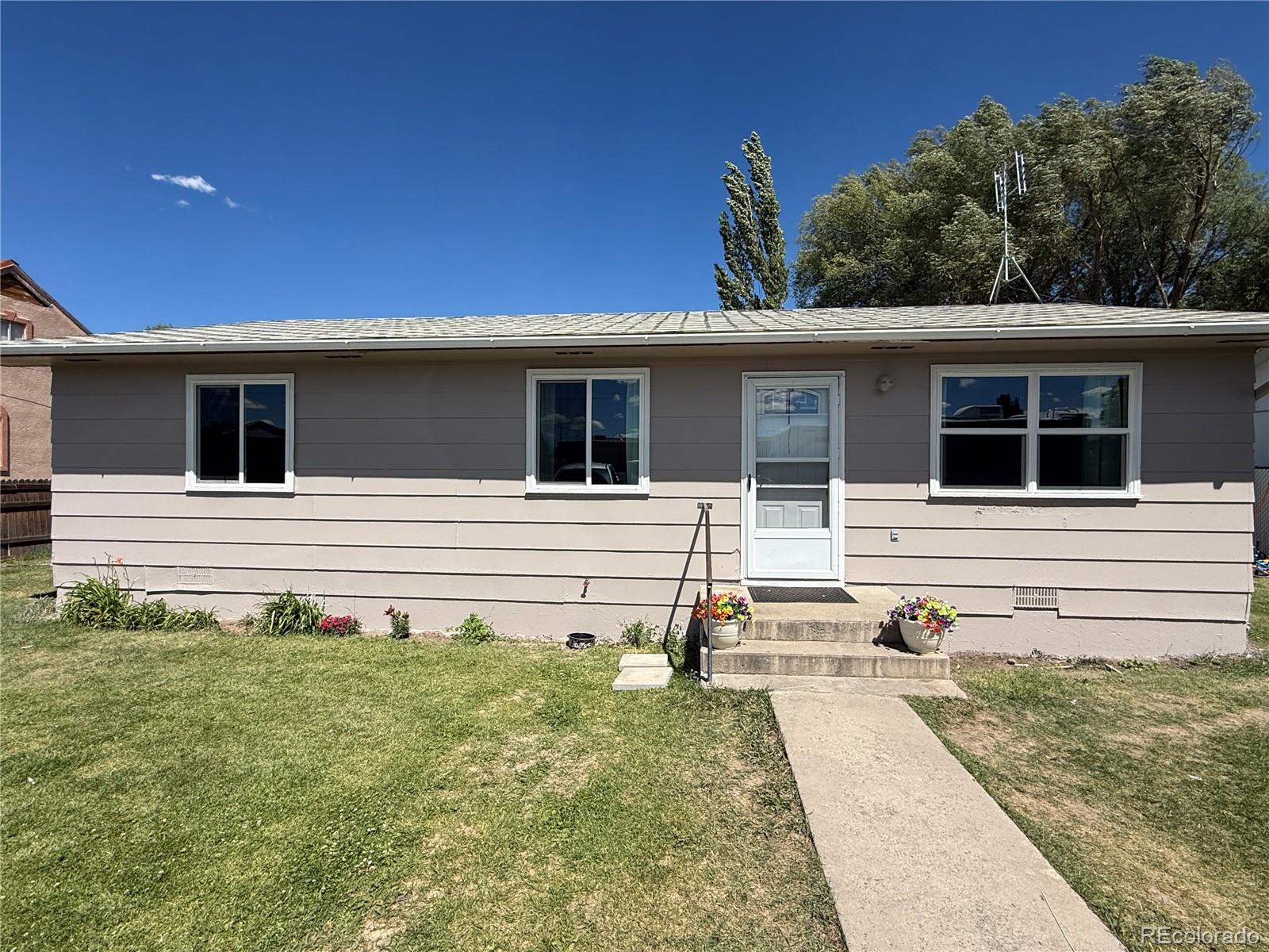 608 Broadway Ave, La Jara, CO 81140